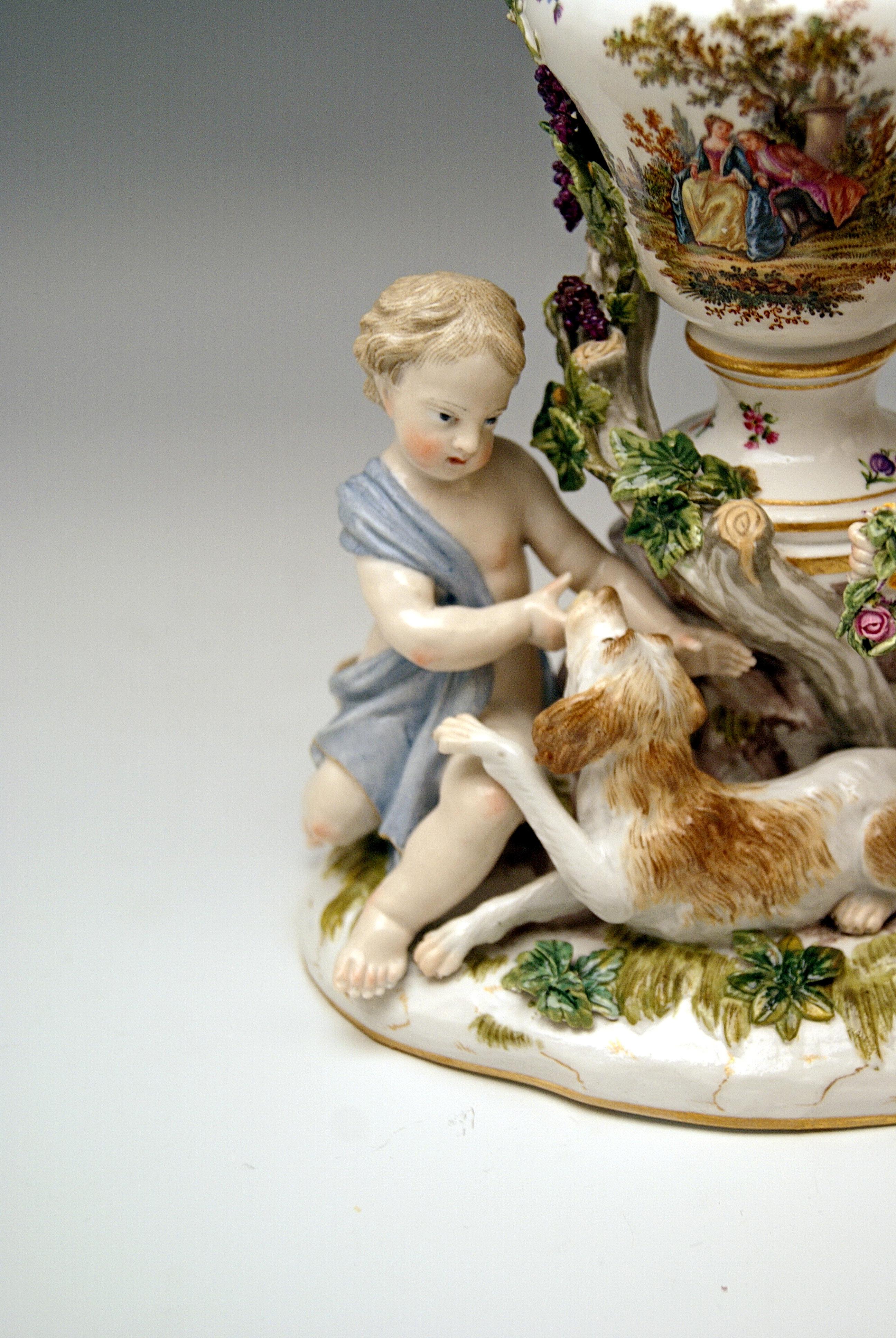 Mid-19th Century Meissen Urn Vase with Two Cherubs by Kaendler Model 1009 Made circa 1830-1840