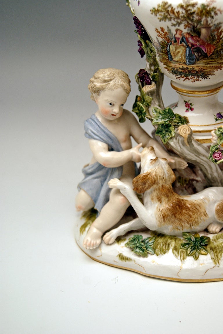 Mid-19th Century Meissen Urn Vase with Two Cherubs by Kaendler Model 1009 Made circa 1830-1840 For Sale