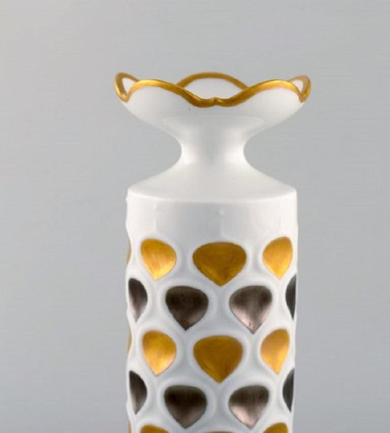 Modern Meissen Vase, Hand Painted Gold Decoration, Geometric Pattern, 20th Century