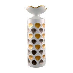 Meissen Vase, Hand Painted Gold Decoration, Geometric Pattern, 20th Century Meissen Vase, Hand Painted Gold Decoration, Geometric Pattern, 20th Century