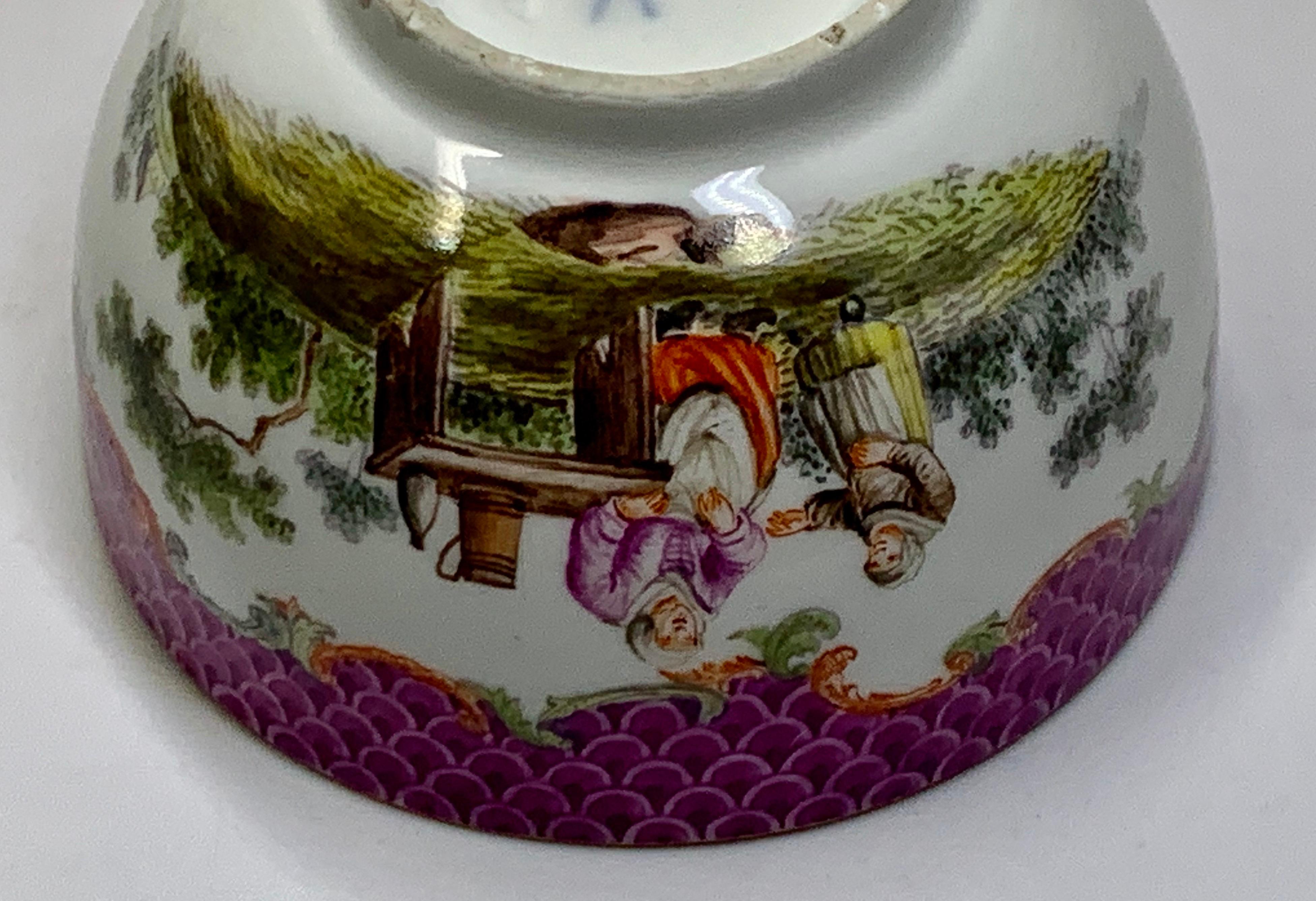 Meissen Watteauesque Teabowl& Saucer, Circa 1740 7
