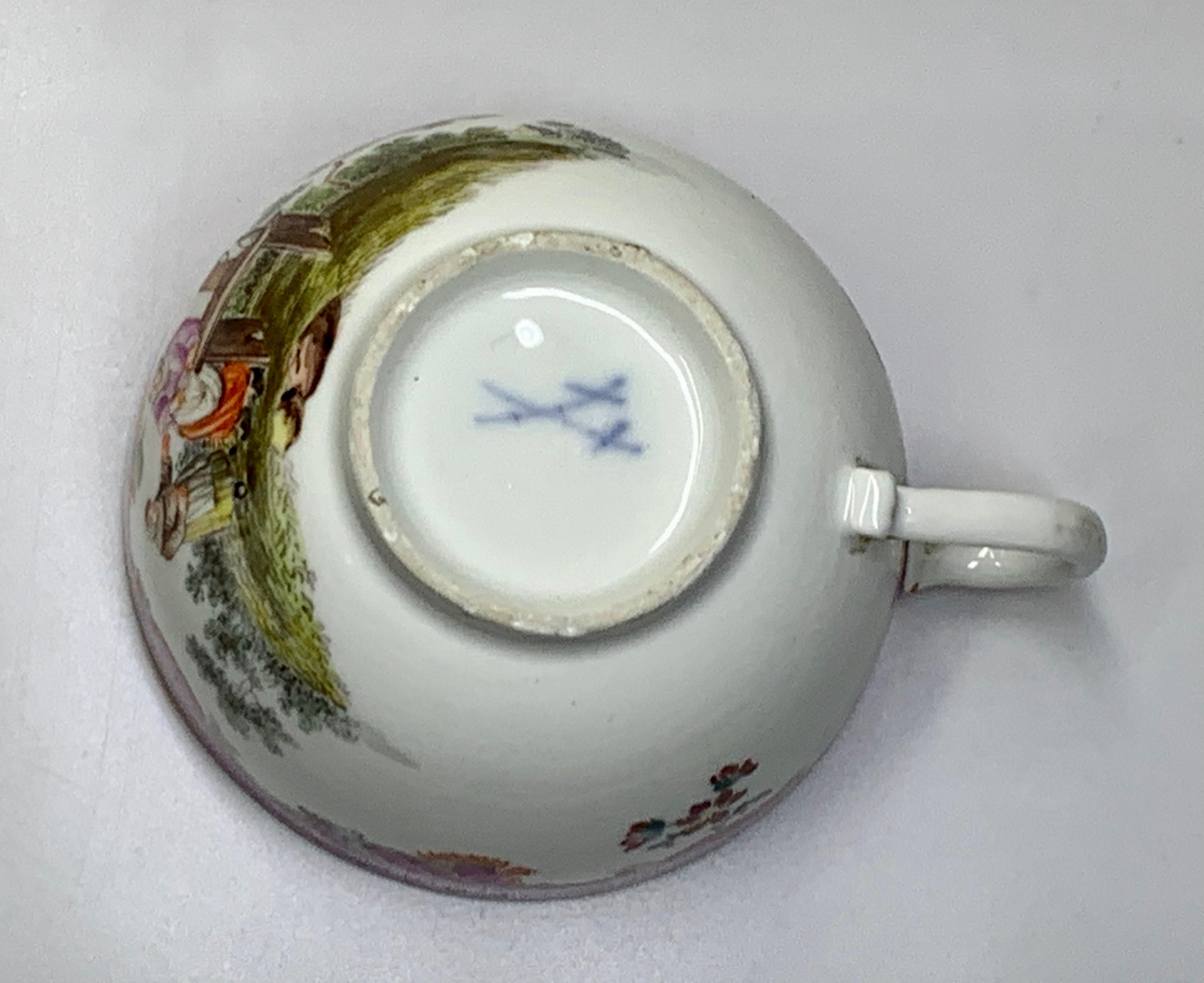 Meissen Watteauesque Teabowl& Saucer, Circa 1740 8