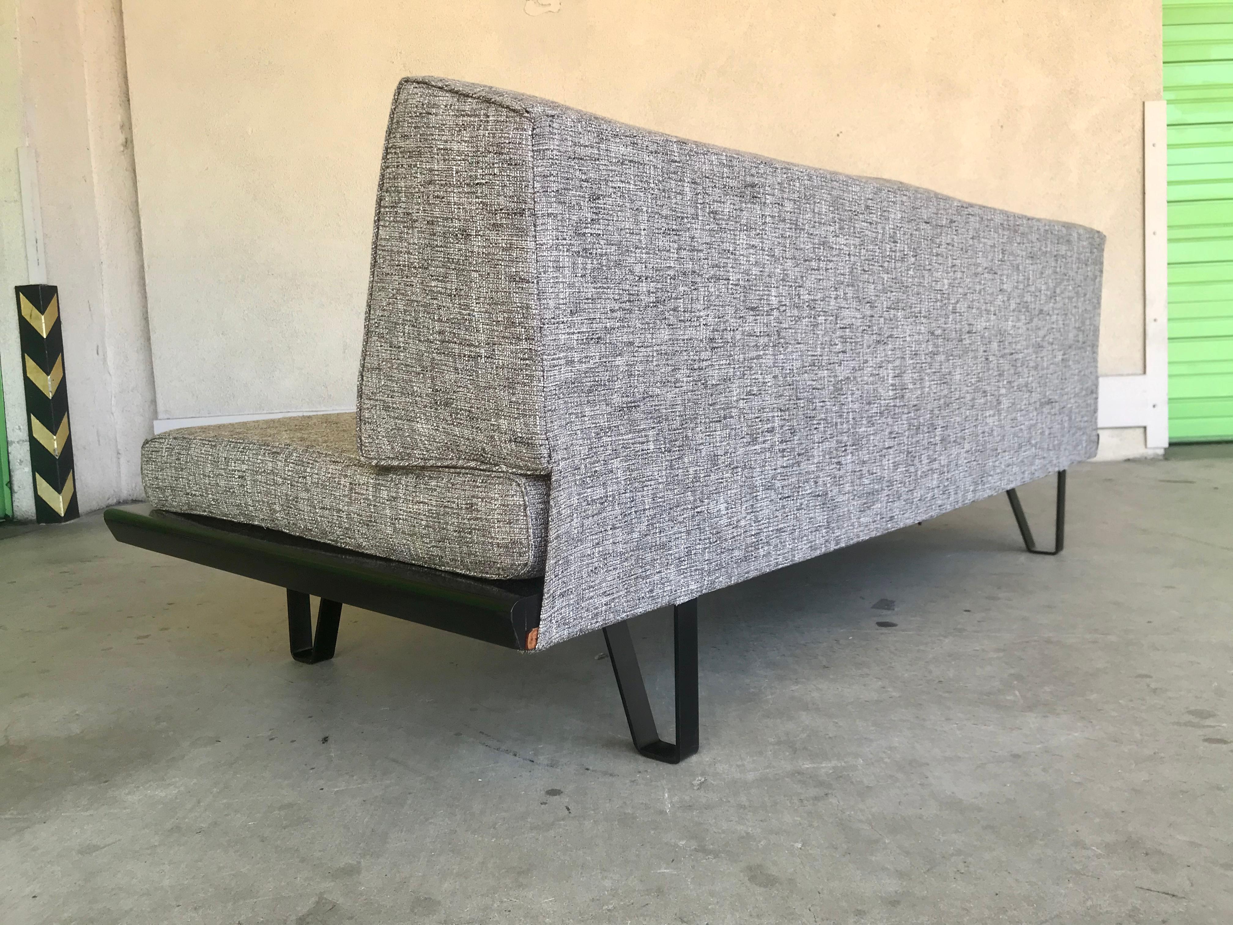 Mid Century Modern Daybed Sofa Mel Bogart im Angebot 5