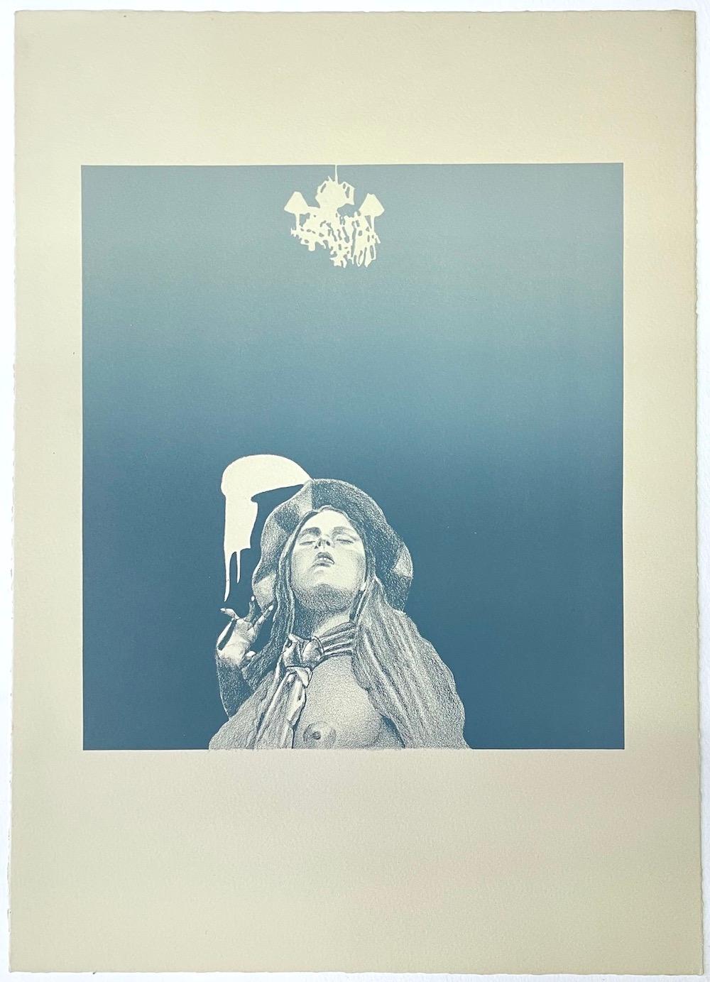  Jeune fille posée sous le lustre, lithographie en pierre dessinée à la main, bleu ardoise  - Réalisme Print par Mel Ramos