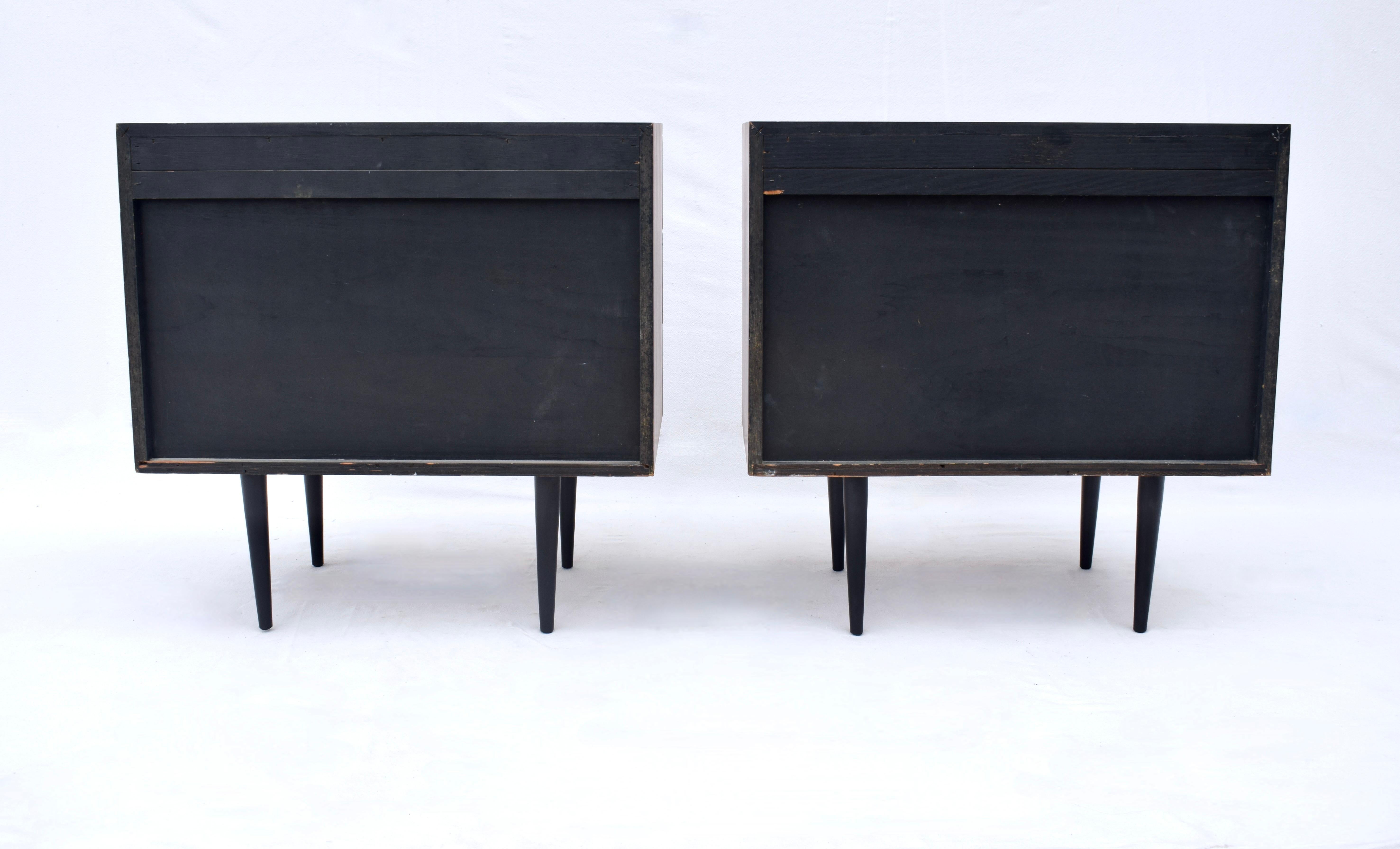 Mel Smilow, Chests of Drawers, Night Stands, Walnut, USA, 1950s For Sale 5