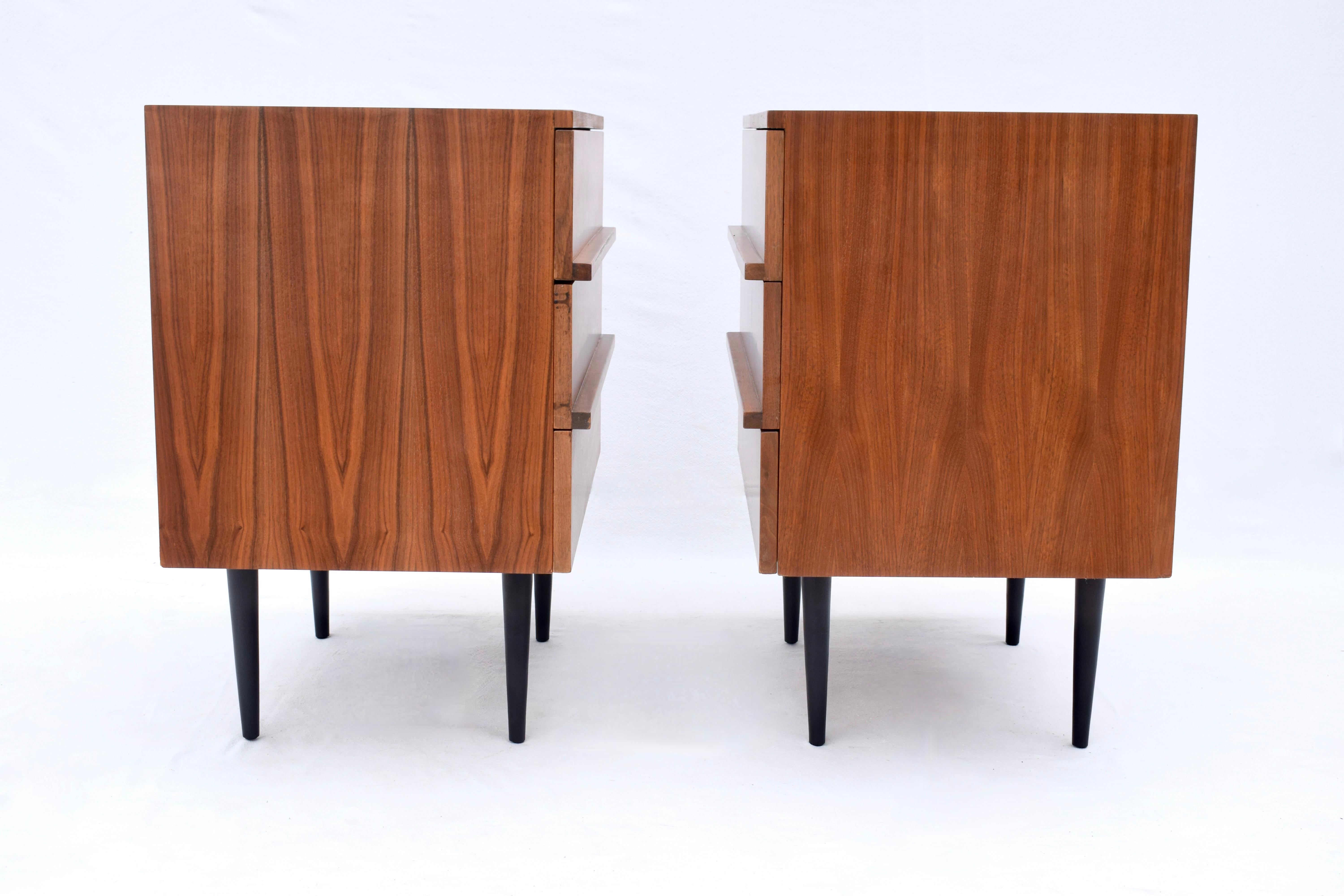 Mid-20th Century Mel Smilow, Chests of Drawers, Night Stands, Walnut, USA, 1950s For Sale