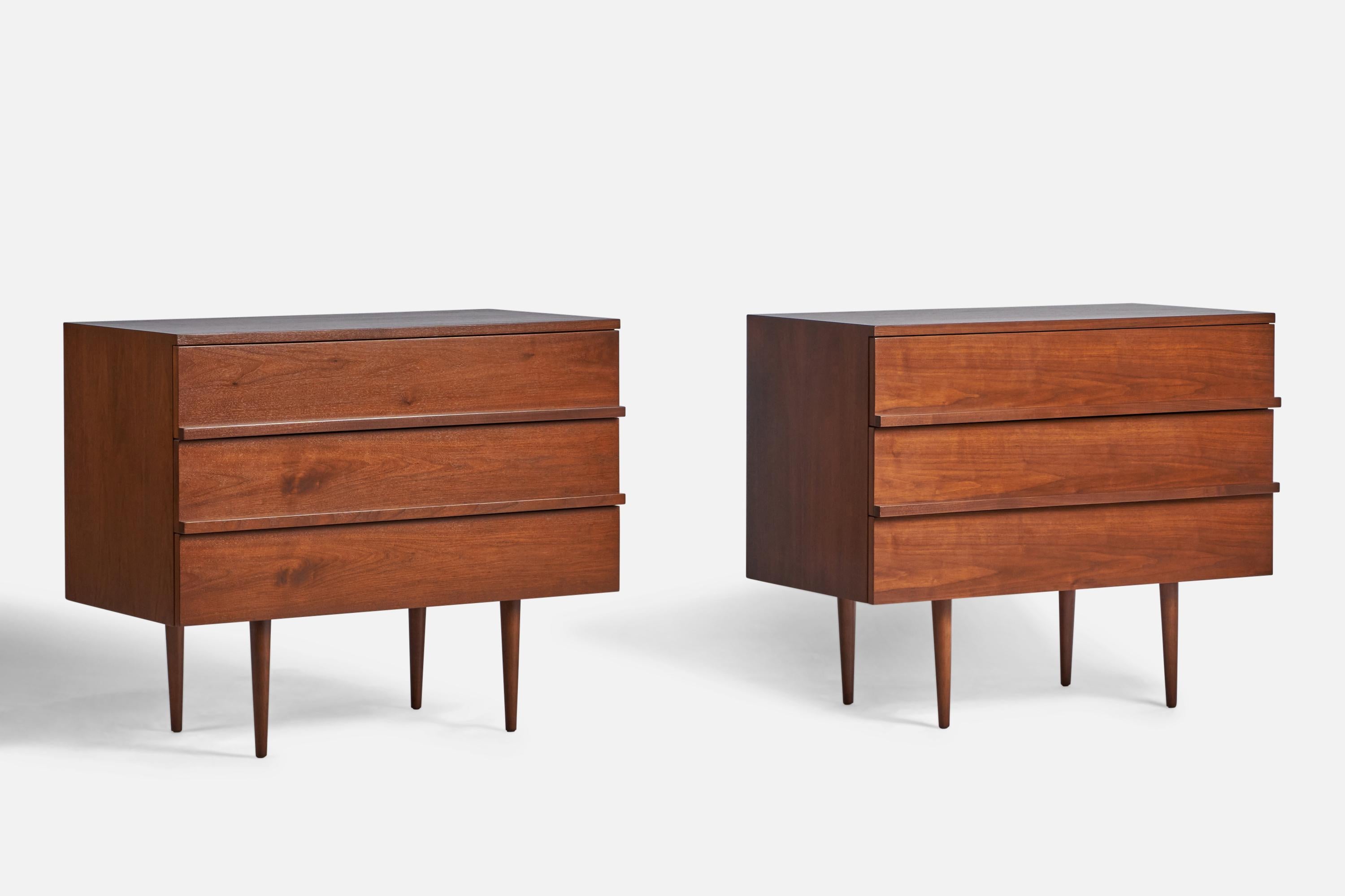 A pair of walnut chests of drawers designed by Mel Smilow and produced by Smilow-Thielle, USA, 1950s.