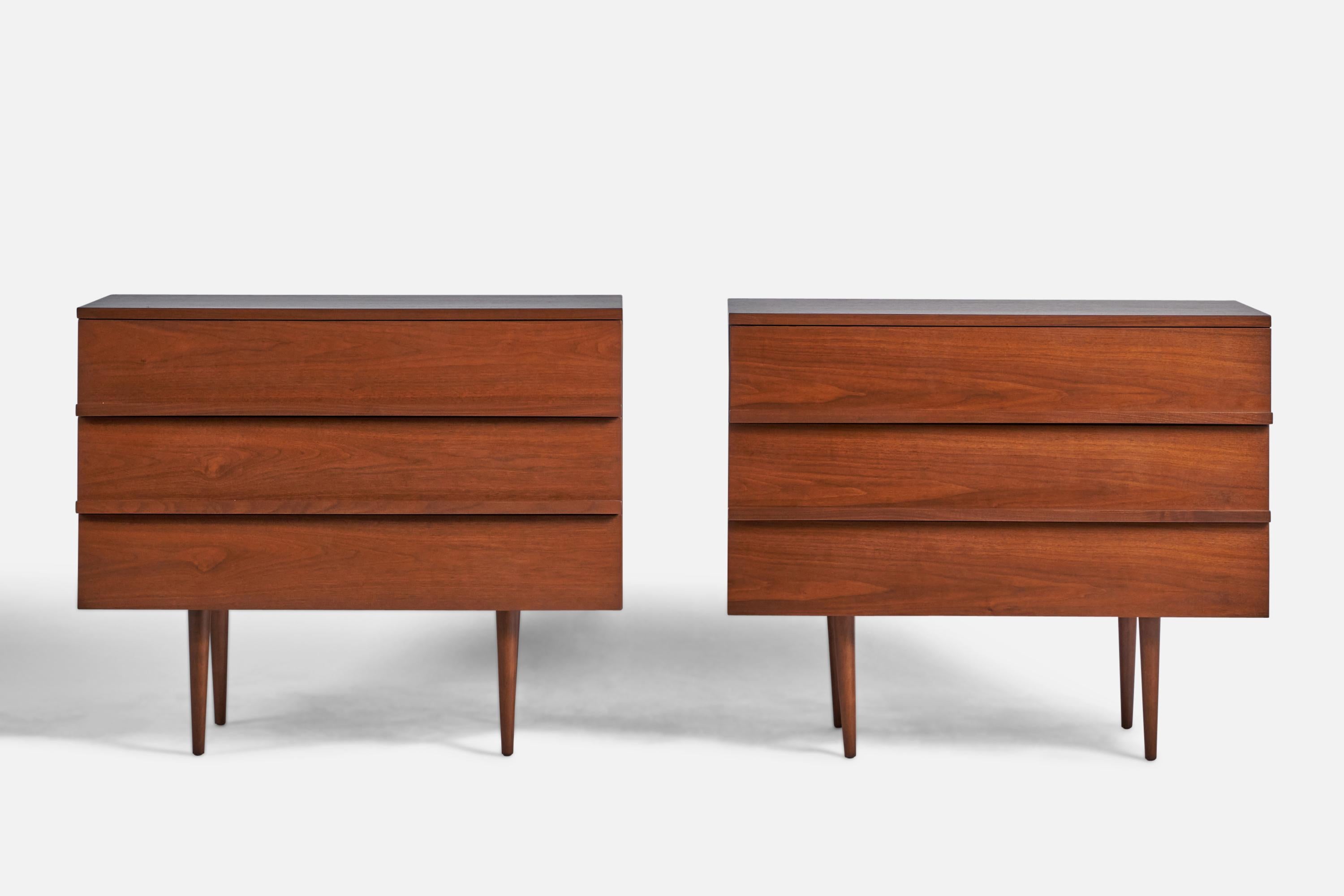 American Mel Smilow, Chests of Drawers, Walnut, USA, 1950s For Sale