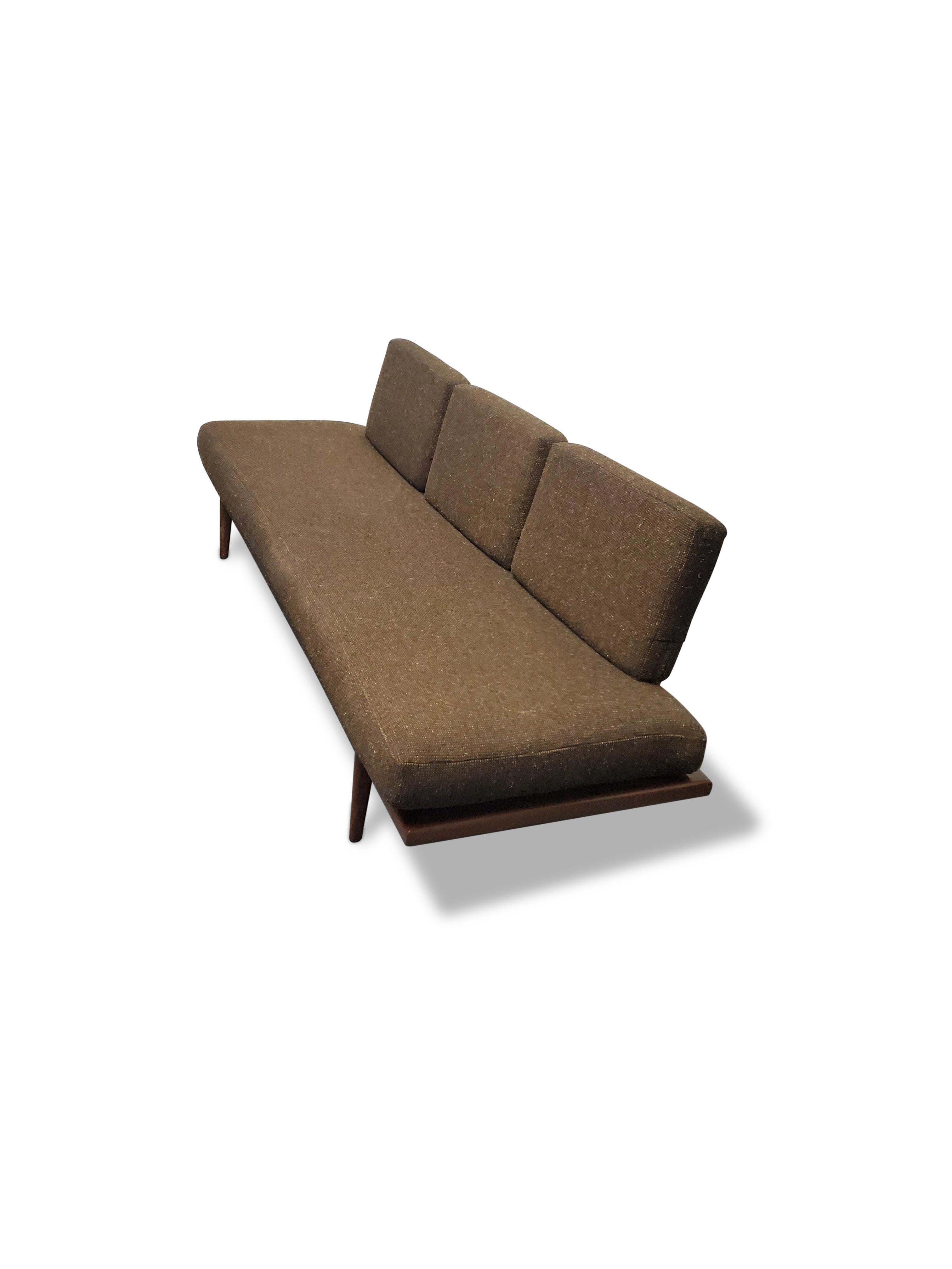 Mid-Century Modern Mel Smilow Daybed Couch For Sale