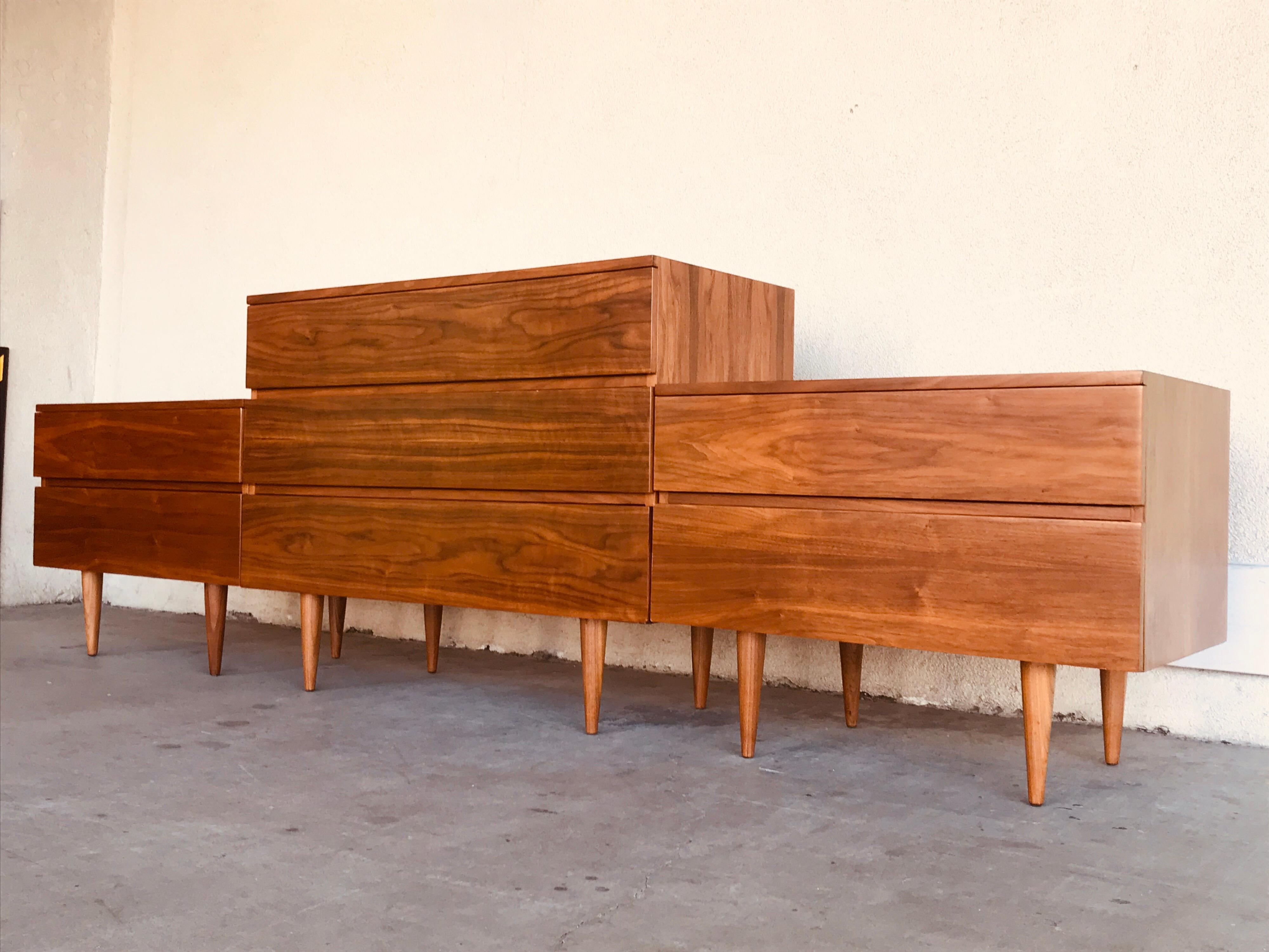 Simple and humble modernist designs.
One dresser and two end tables.
These were current 60 years ago and are still relevant today.
They are made of plywood (no press-board) with beautifully grained walnut veneer, solid walnut legs, do not screw