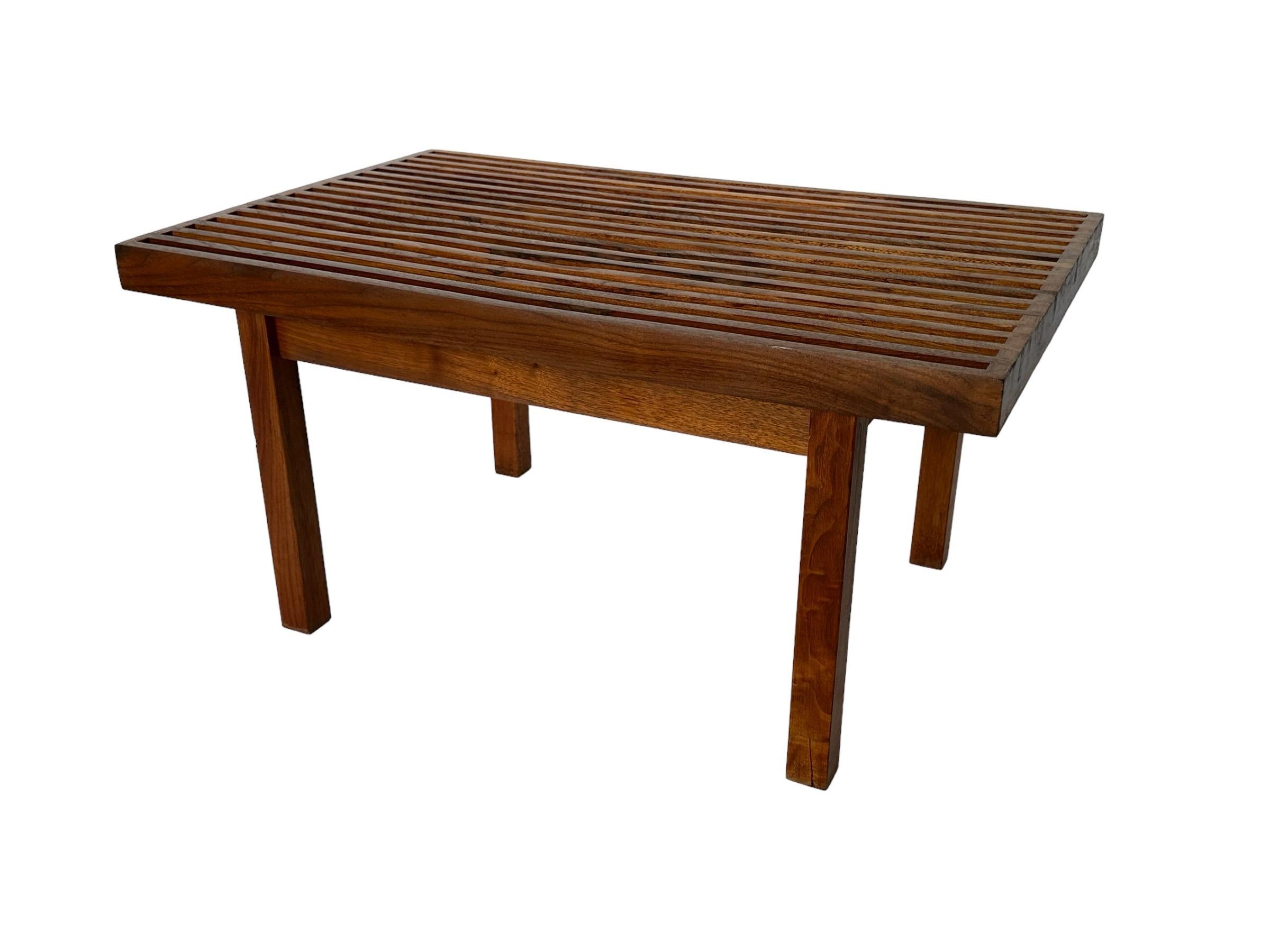 Mel Smilow Slat Bench/End Table in Walnut In Good Condition For Sale In Brooklyn, NY