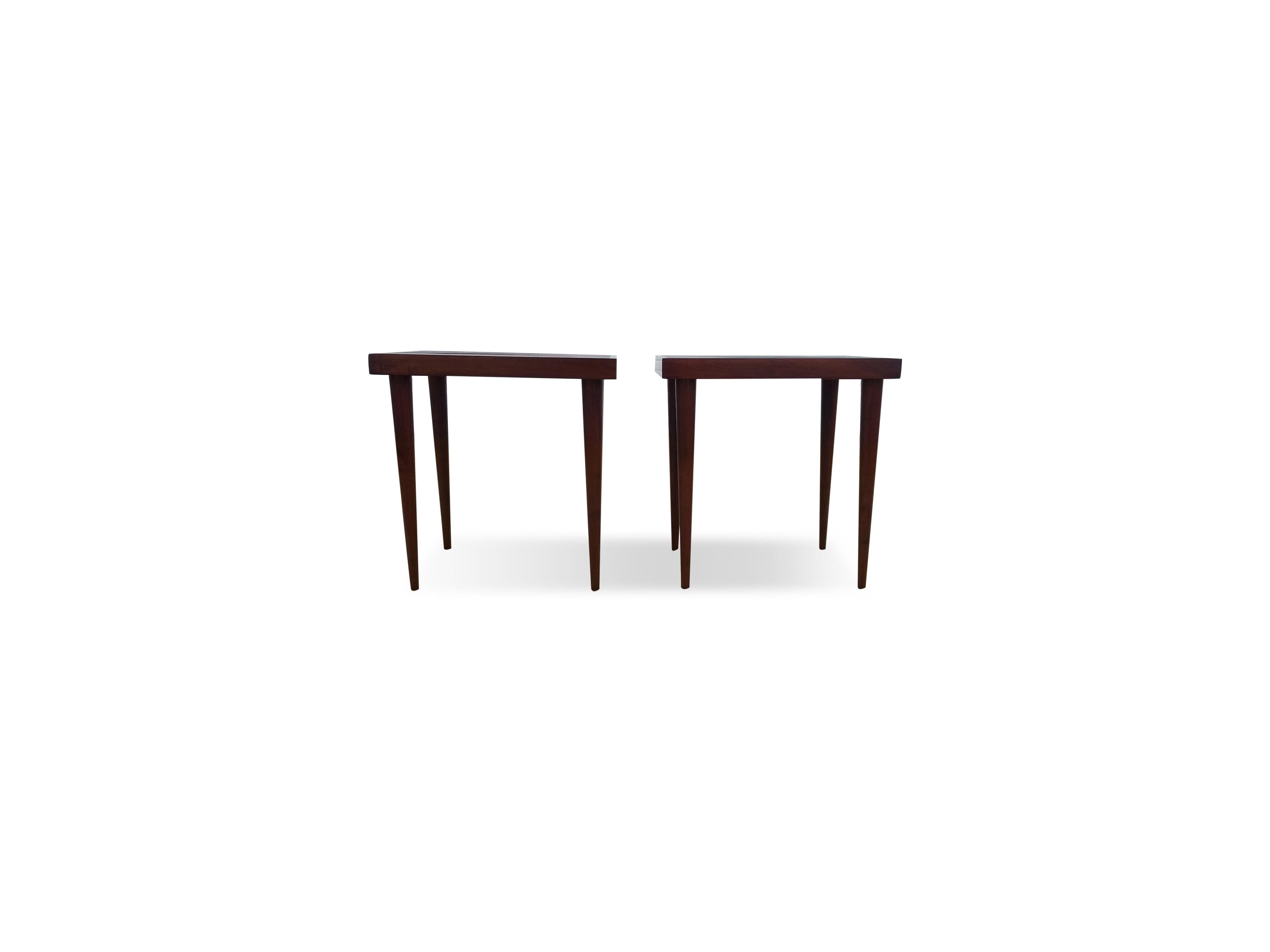 Mel Smilow Slat Walnut Side Tables In Excellent Condition For Sale In Middlesex, NJ