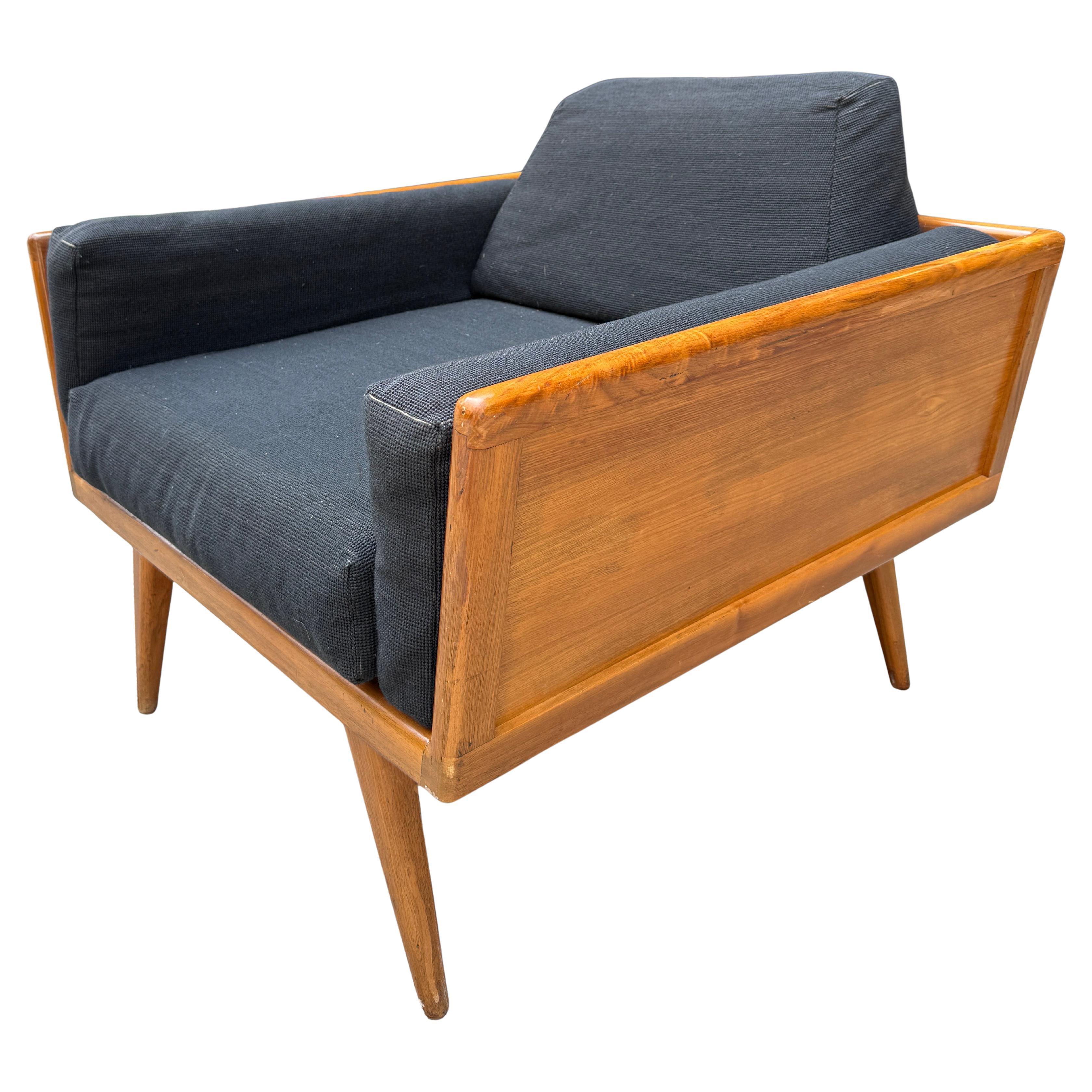 Silla de salón Mel Smilow de nogal, años 50 en venta 1