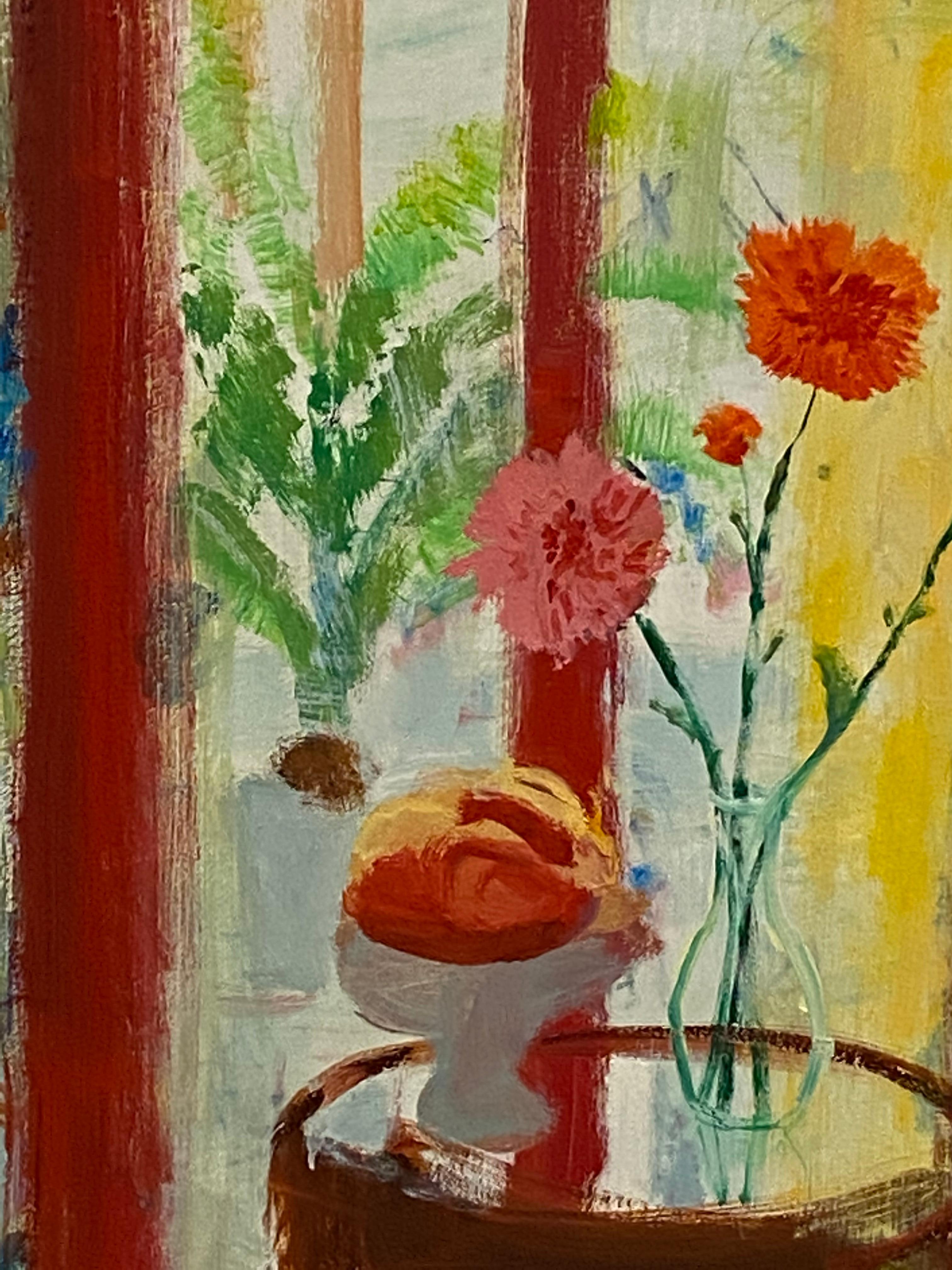 Piazza del Giardino di Arezzo - Fiori di crisantemo giallo rosso frutta Natura morta, 2019 in vendita 5