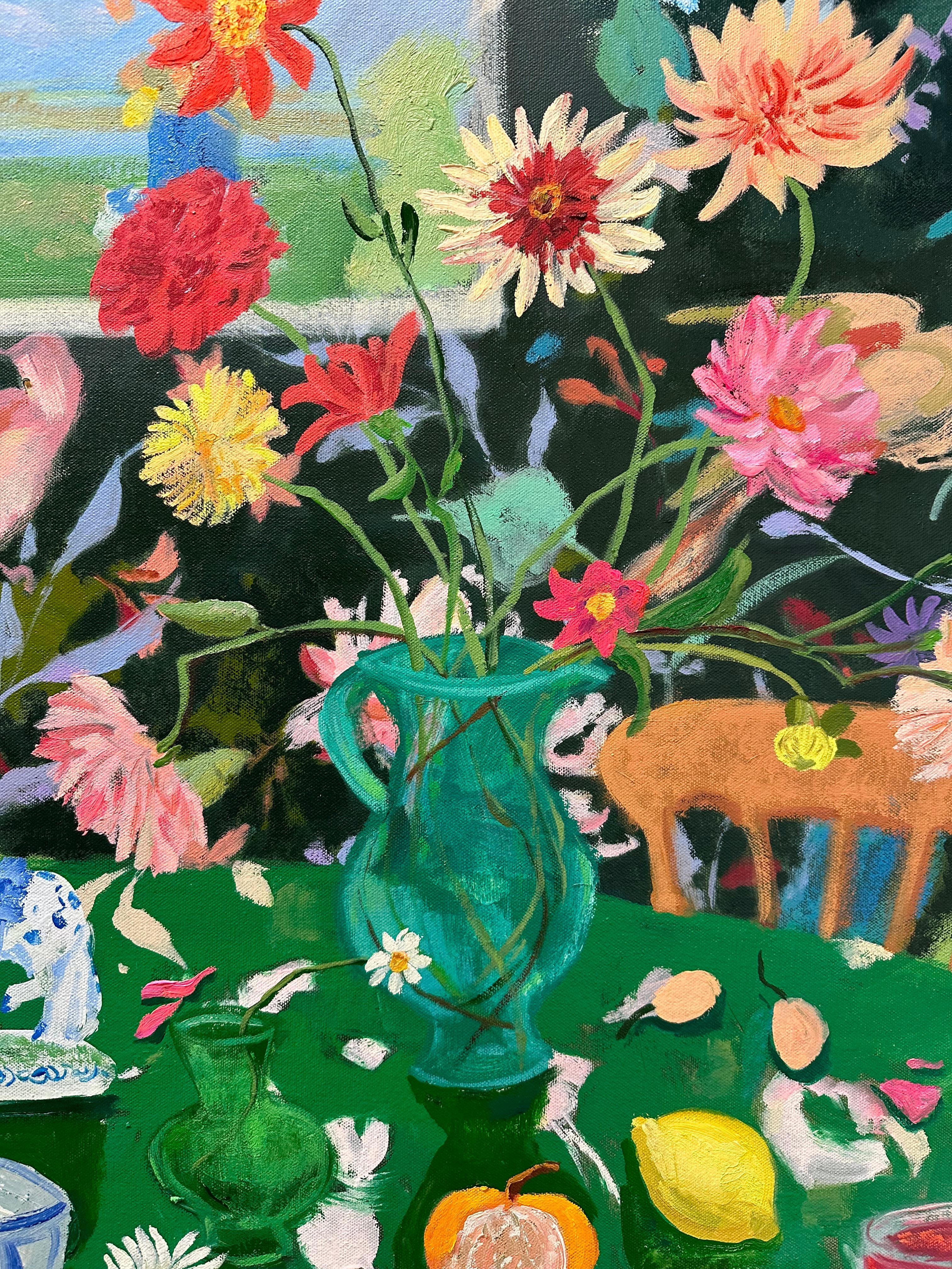 Uccelli e cucchiai - Natura morta botanica Greene & Greene Dahlia Flowers Tea Fruit, 2024 - Still-Life Painting Verde di Melanie Parke