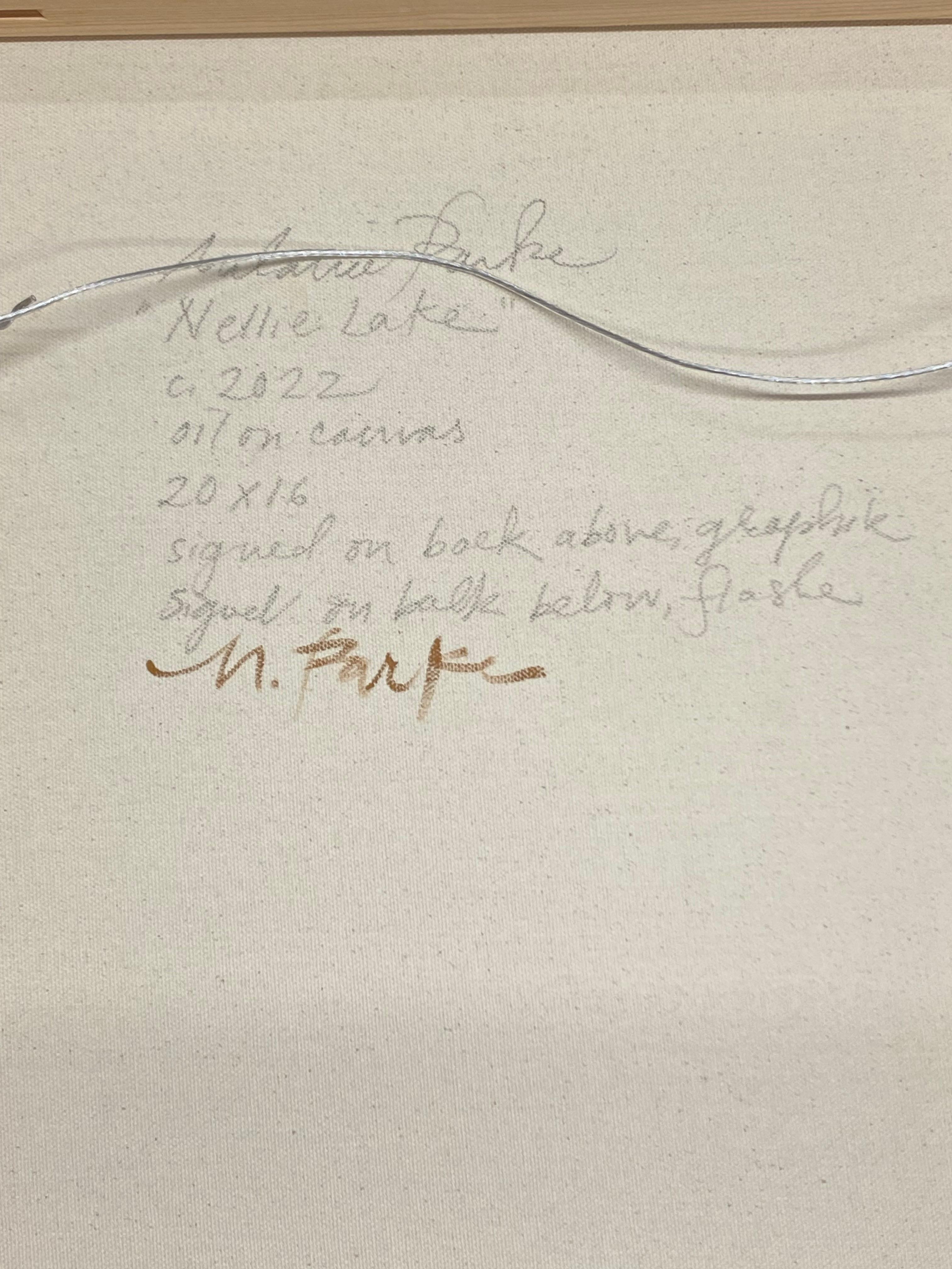 Le lac Nellie, cuisine, assiettes à motifs, théière rouge, tasses à thé, fleurs, botaniques en vente 3