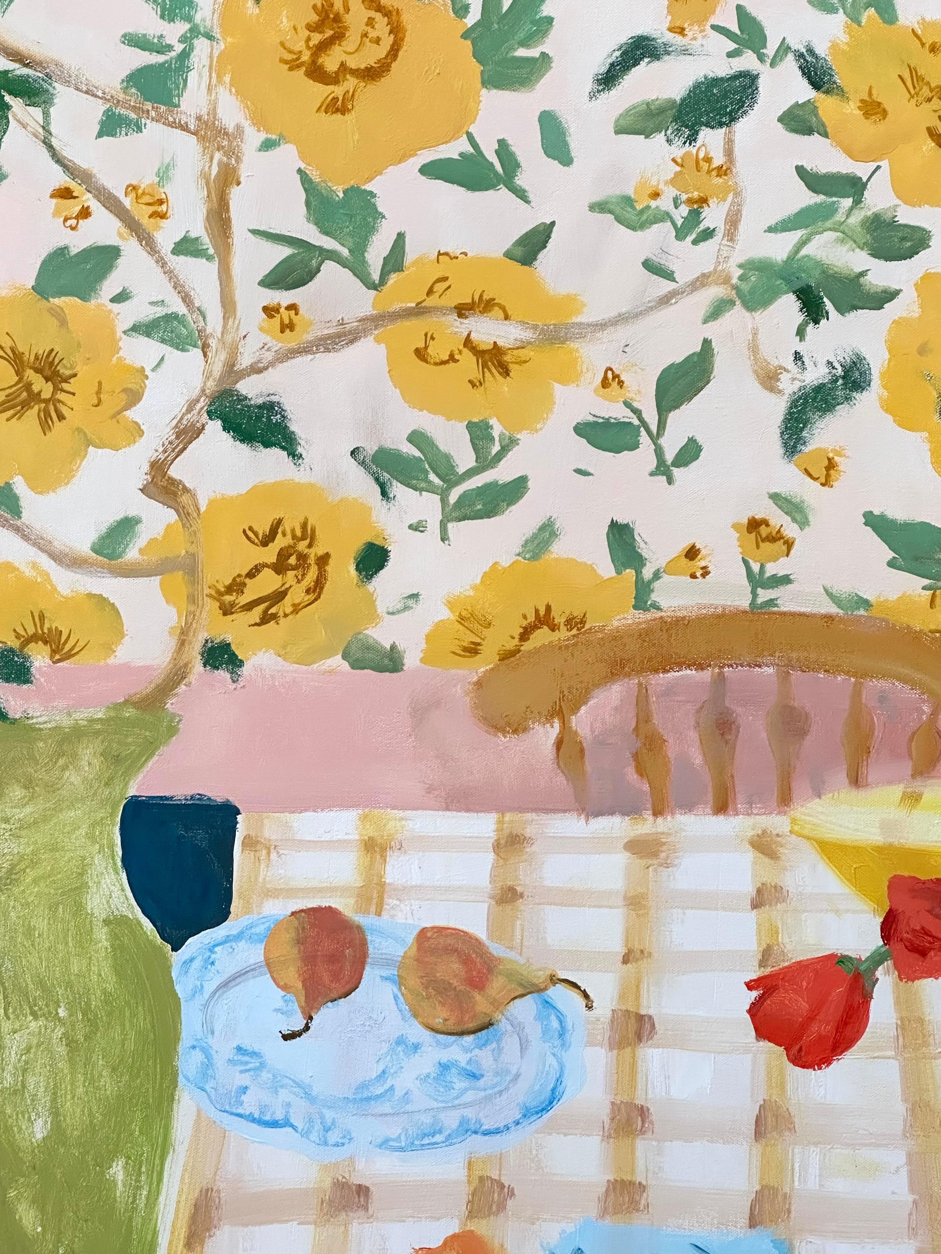 Pêches et tiges - Nature morte contemporaine Tulipes Fruits Fleurs Salle à manger, 2022 - Beige Still-Life Painting par Melanie Parke