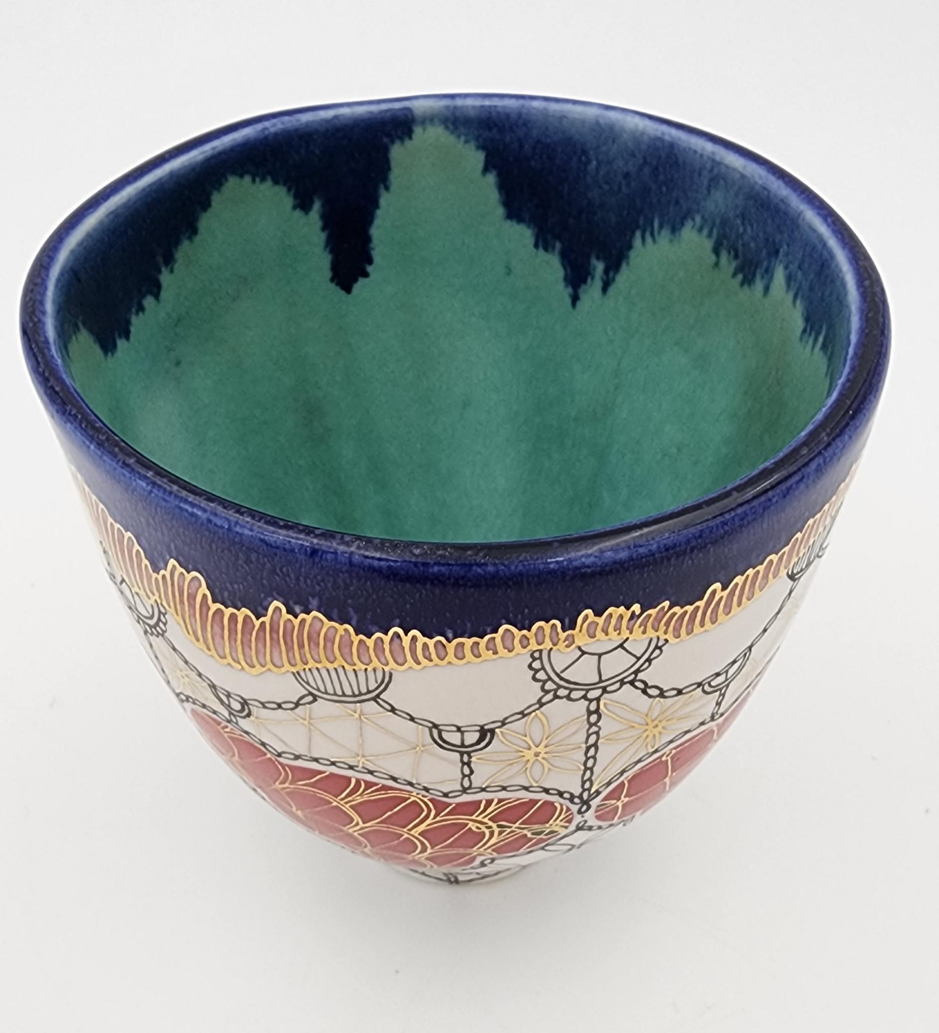 Cup with Patterns I (Hand-Painted, Gold Luster) For Sale 1