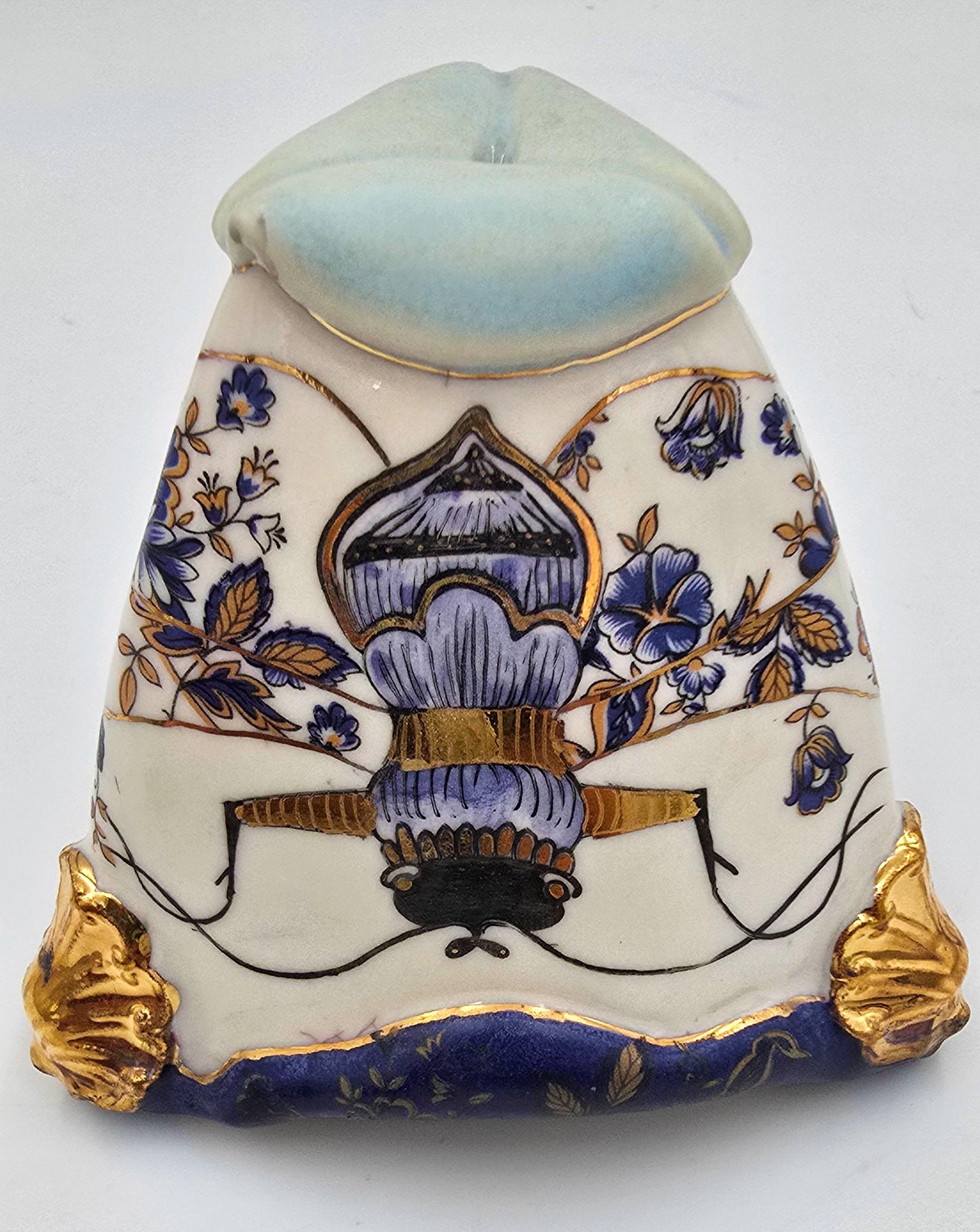 Salz Shaker (handgefertigt und bemalt) (Gold, Glanz, lebendig, farbenfroh, metallisch) – Mixed Media Art von Melanie Sherman
