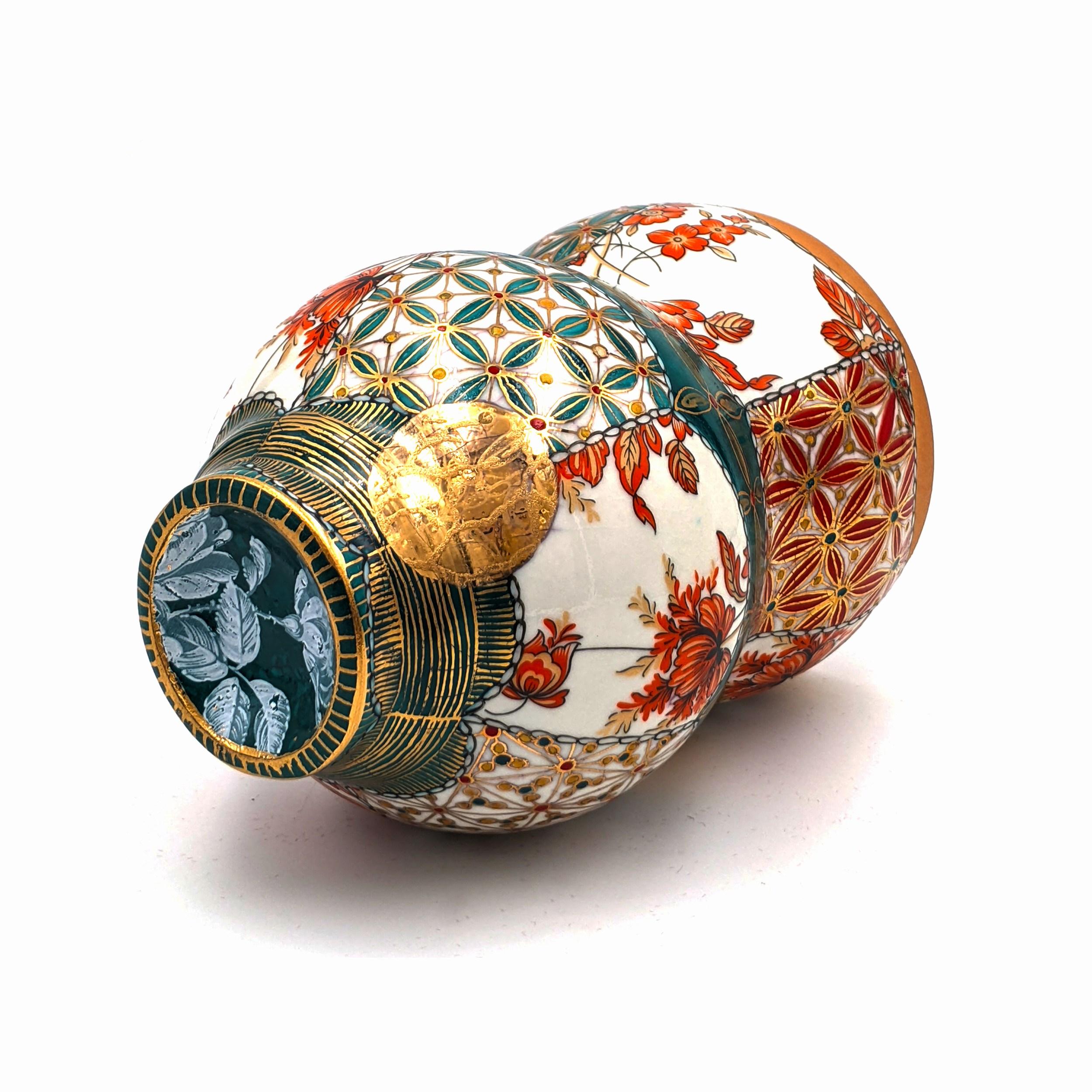 Petit vase (FABRIqué À VENIR) (peint à la main, fait à la main, porcelaine) en vente 2