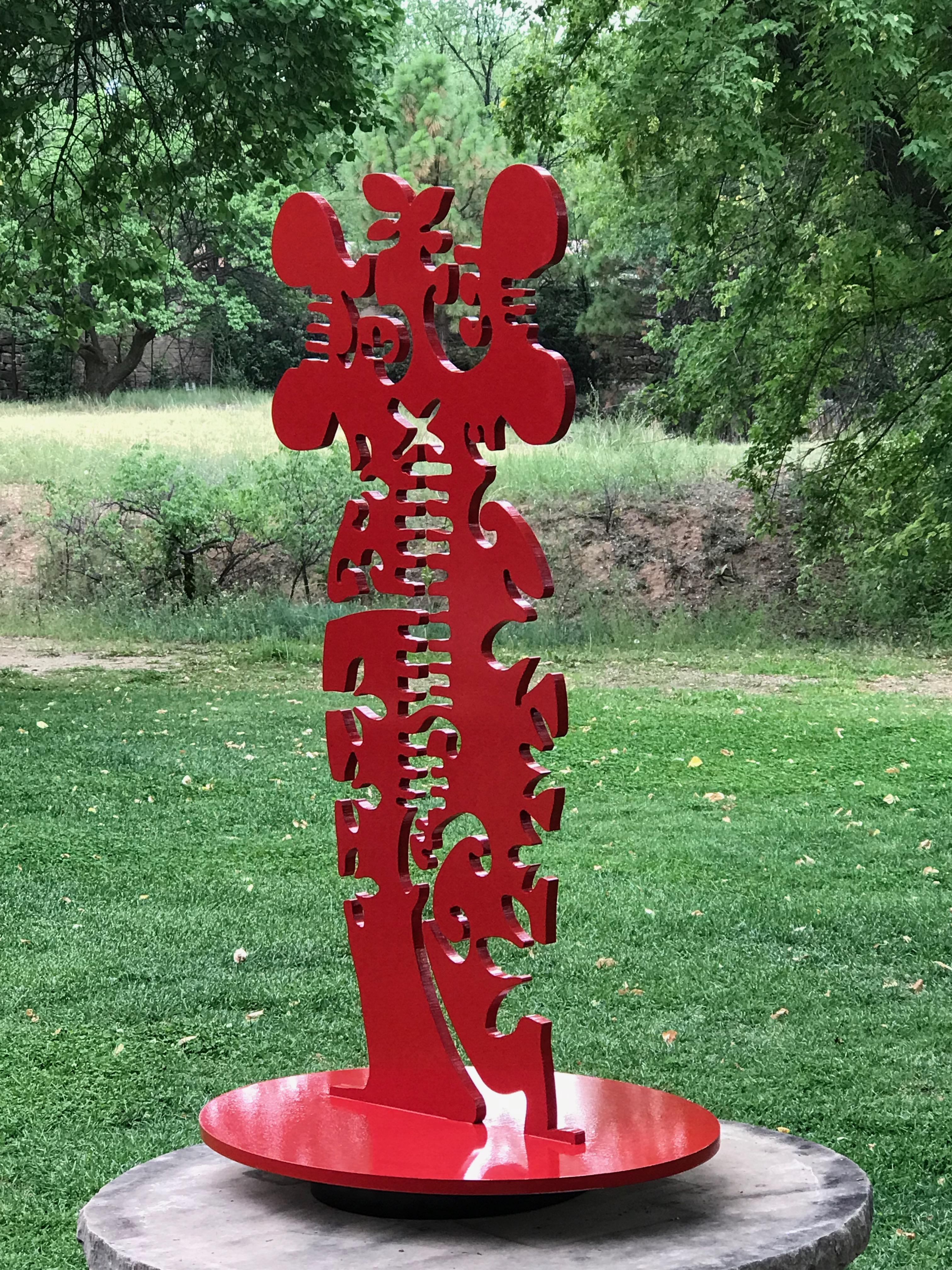 Keeper Pollen, moyen, aluminium, revêtement en poudre, sculpture, Navajo, Femme, rouge - Contemporain Sculpture par Melanie Yazzie