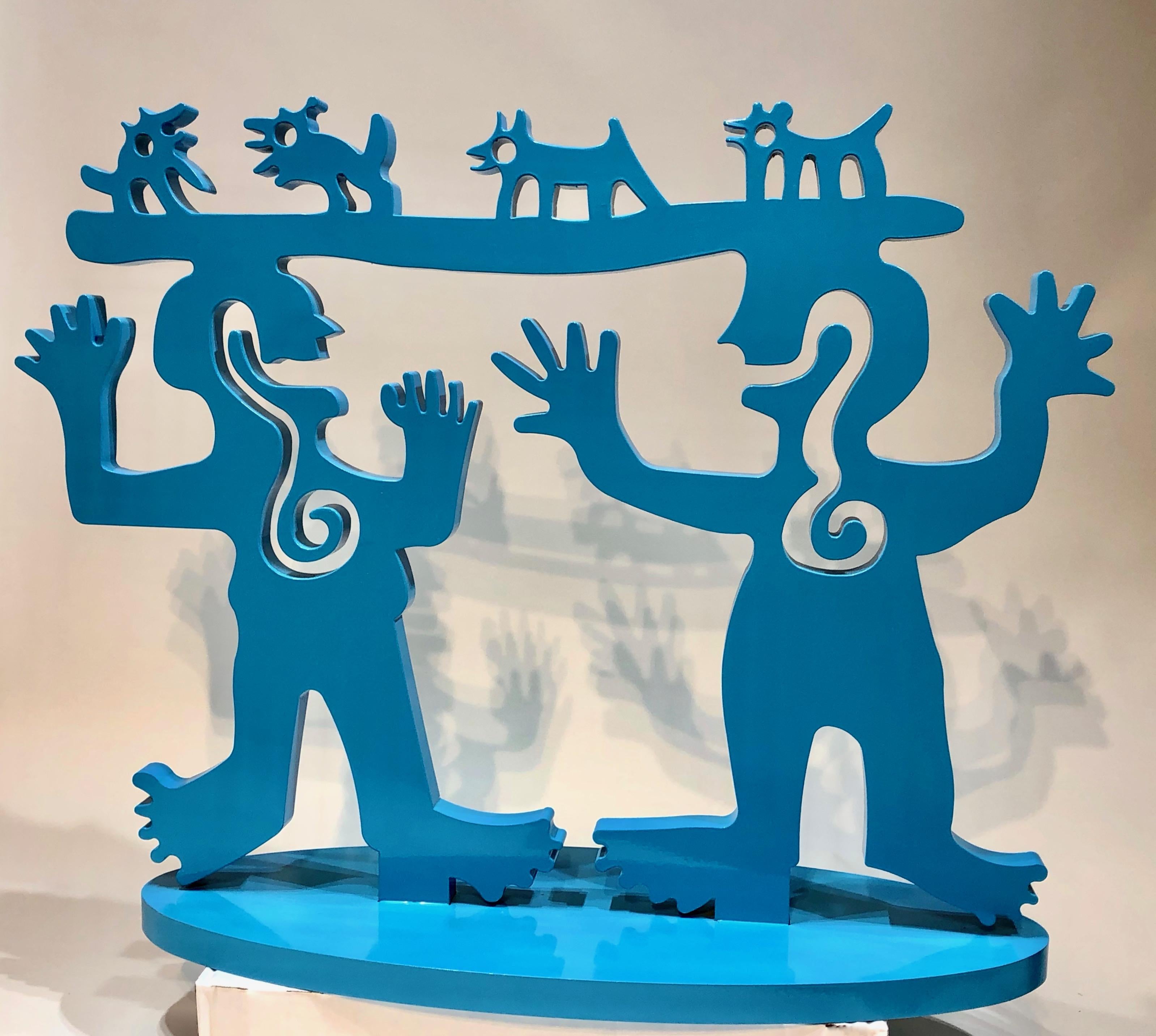 Escultura Two Minds Meeting de Melanie Yazzie, aluminio azul personas animales en venta 1