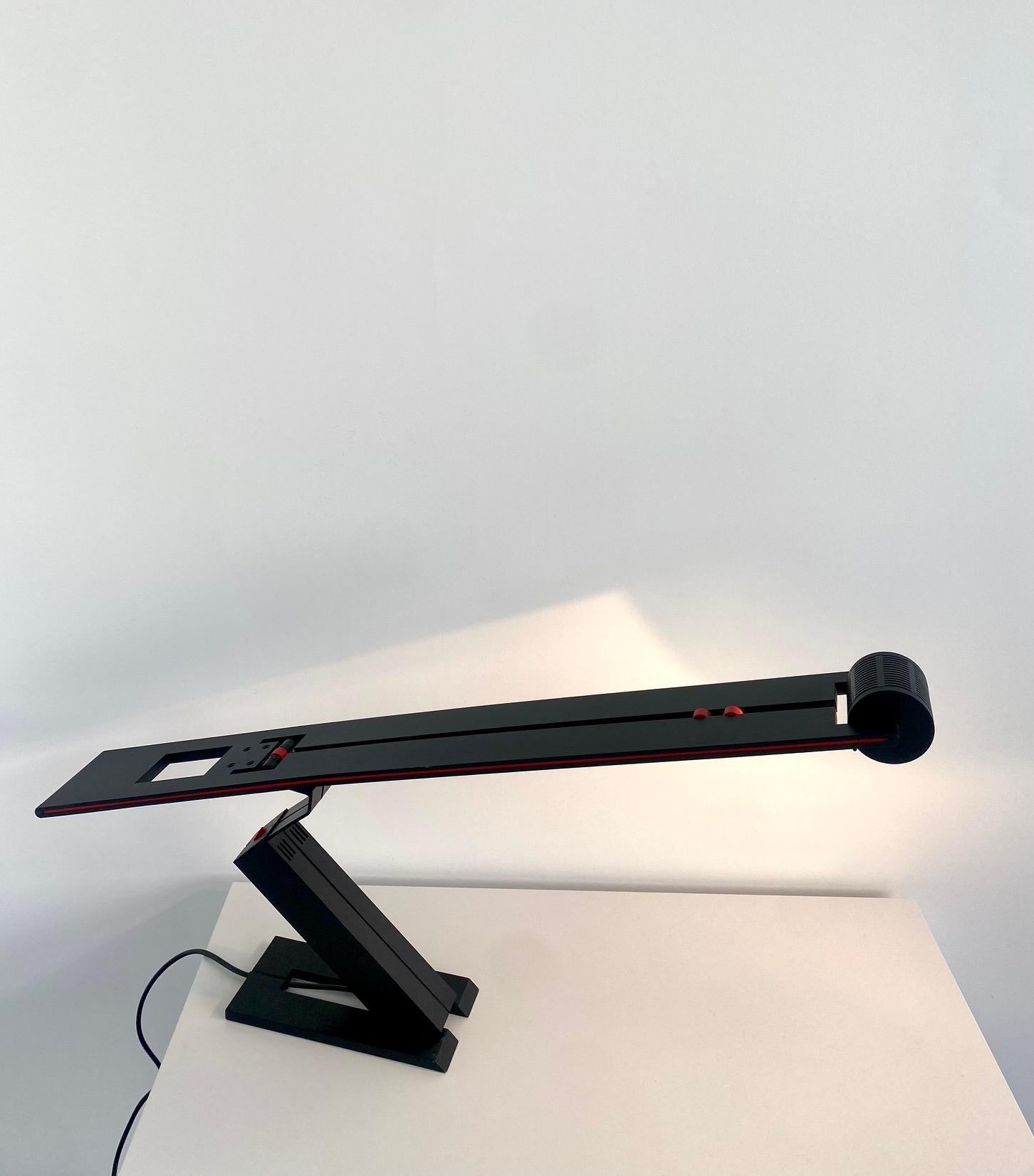 Postmoderne Lampe de bureau Melanos de Mario Botta pour Artemide, années 1980 en vente