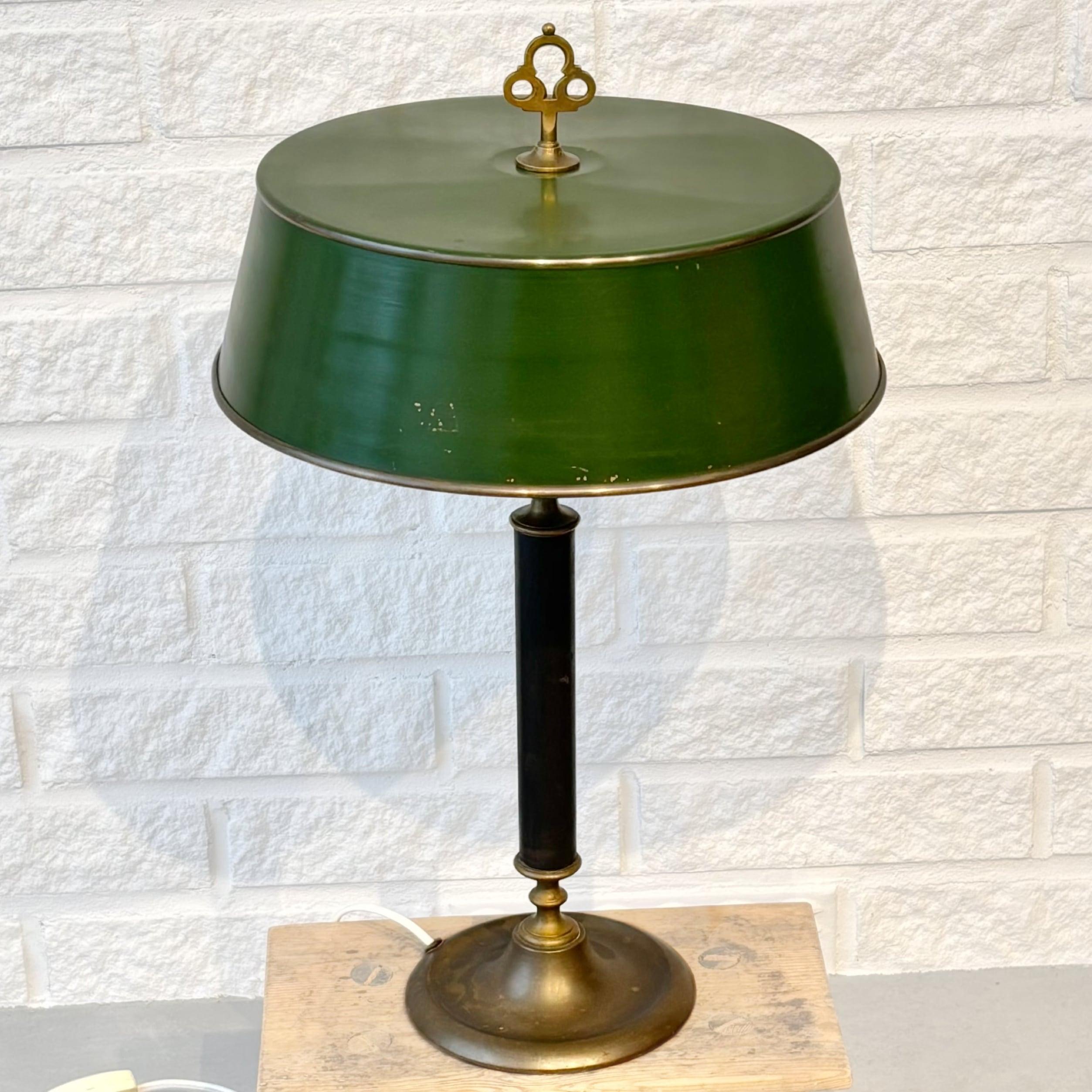 Melchior Wernstedt, Nordiska Kompaniet, table lamp 25760, Swedish Grace, 1920s principios del siglo XX en venta