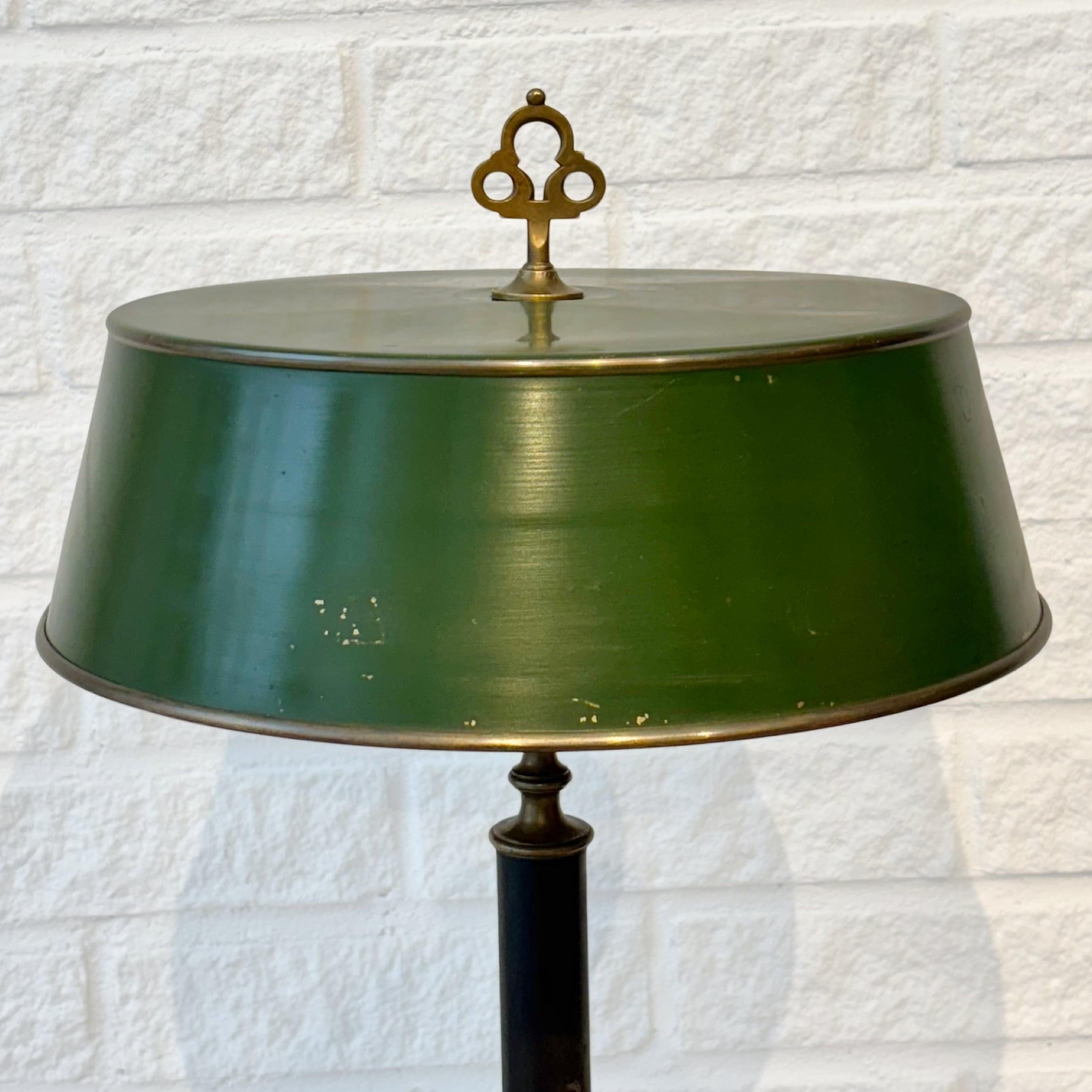 Melchior Wernstedt, Nordiska Kompaniet, table lamp 25760, Swedish Grace, 1920s Latón en venta