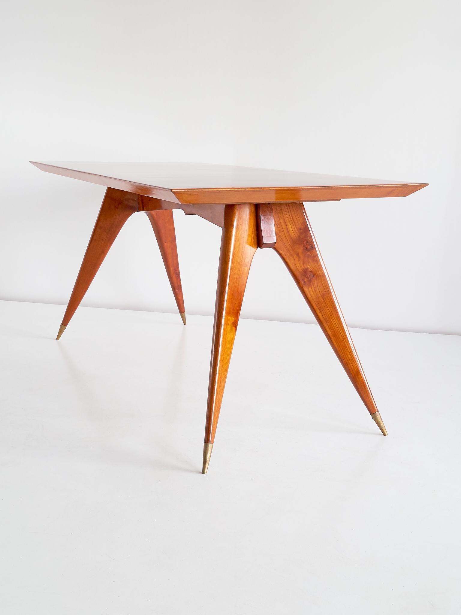 Italian Melchiorre Bega Dining Table in Walnut and Brass, Italy, Early 1950s
