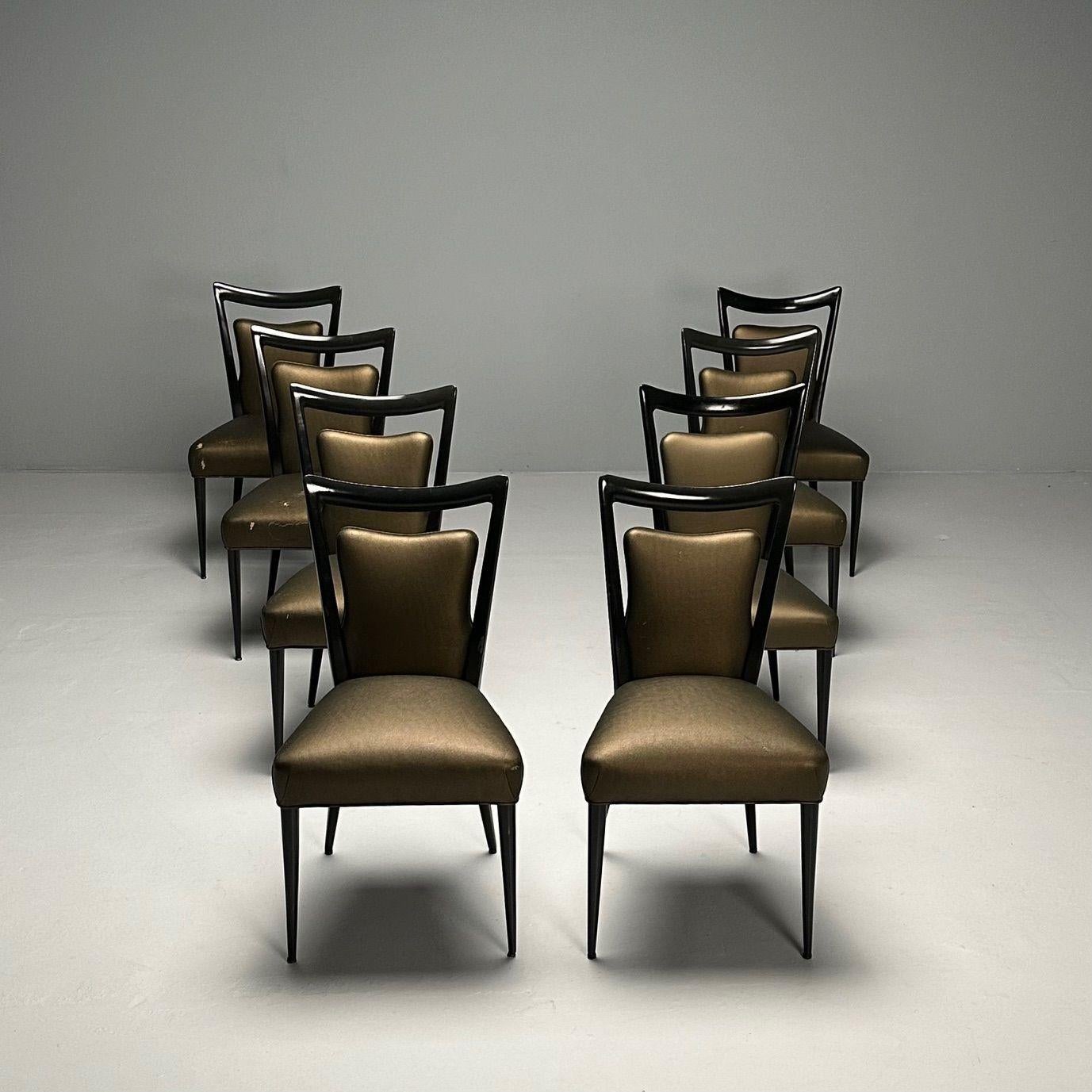 Melchiorre Bega, modernité italienne du milieu du siècle, huit chaises de salle à manger, laqué noir

Ensemble de huit chaises de salle à manger conçues par Melchiorre Bega (1898-1976) pour l'hôtel Bristol à Merano, Italie, vers les années 1950. Une