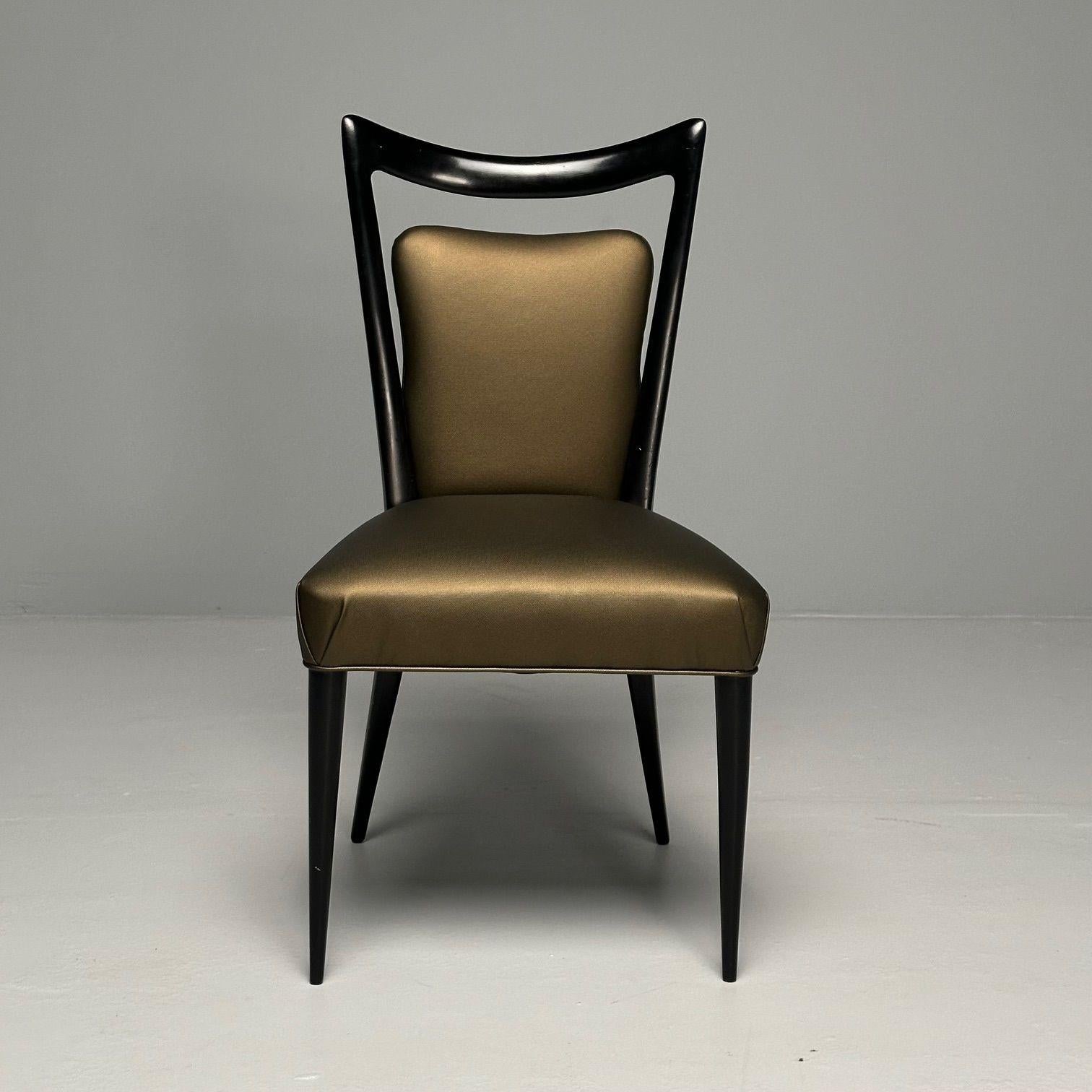 Tissu Melchiorre Bega, modernité italienne du milieu du siècle, huit chaises de salle à manger, laqué noir en vente