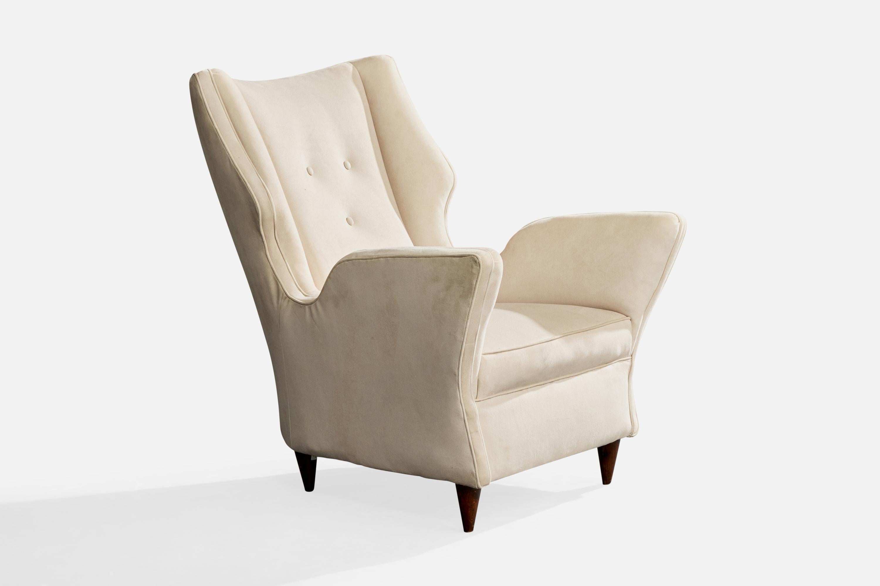 Melchiorre Bega, Loungestühle, Stoff, Nussbaum, Italien, 1950er Jahre im Zustand „Relativ gut“ im Angebot in High Point, NC