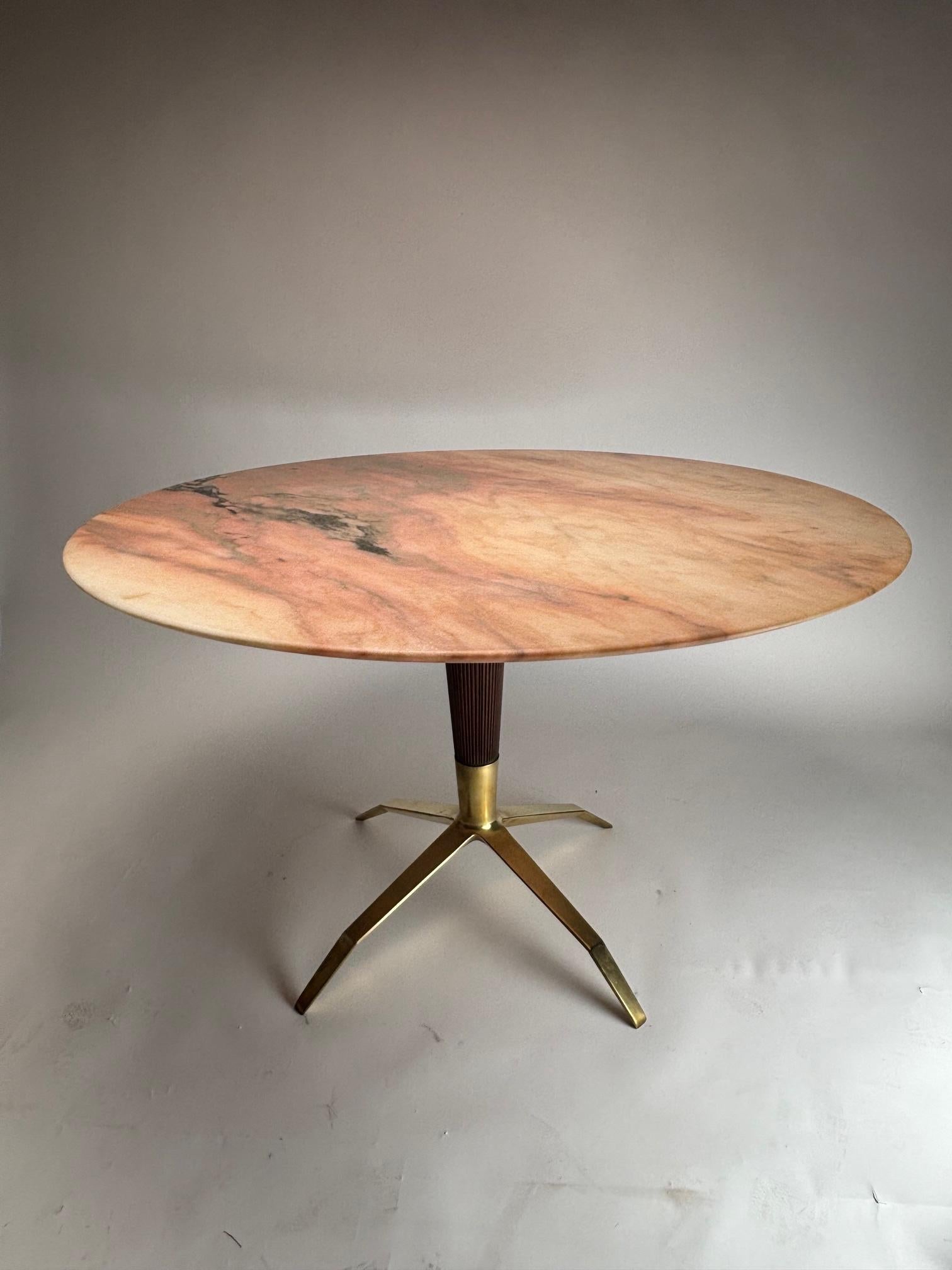 Milieu du XXe siècle Melchiorre Bega, Mid-Century Round Table with Marble Top en vente