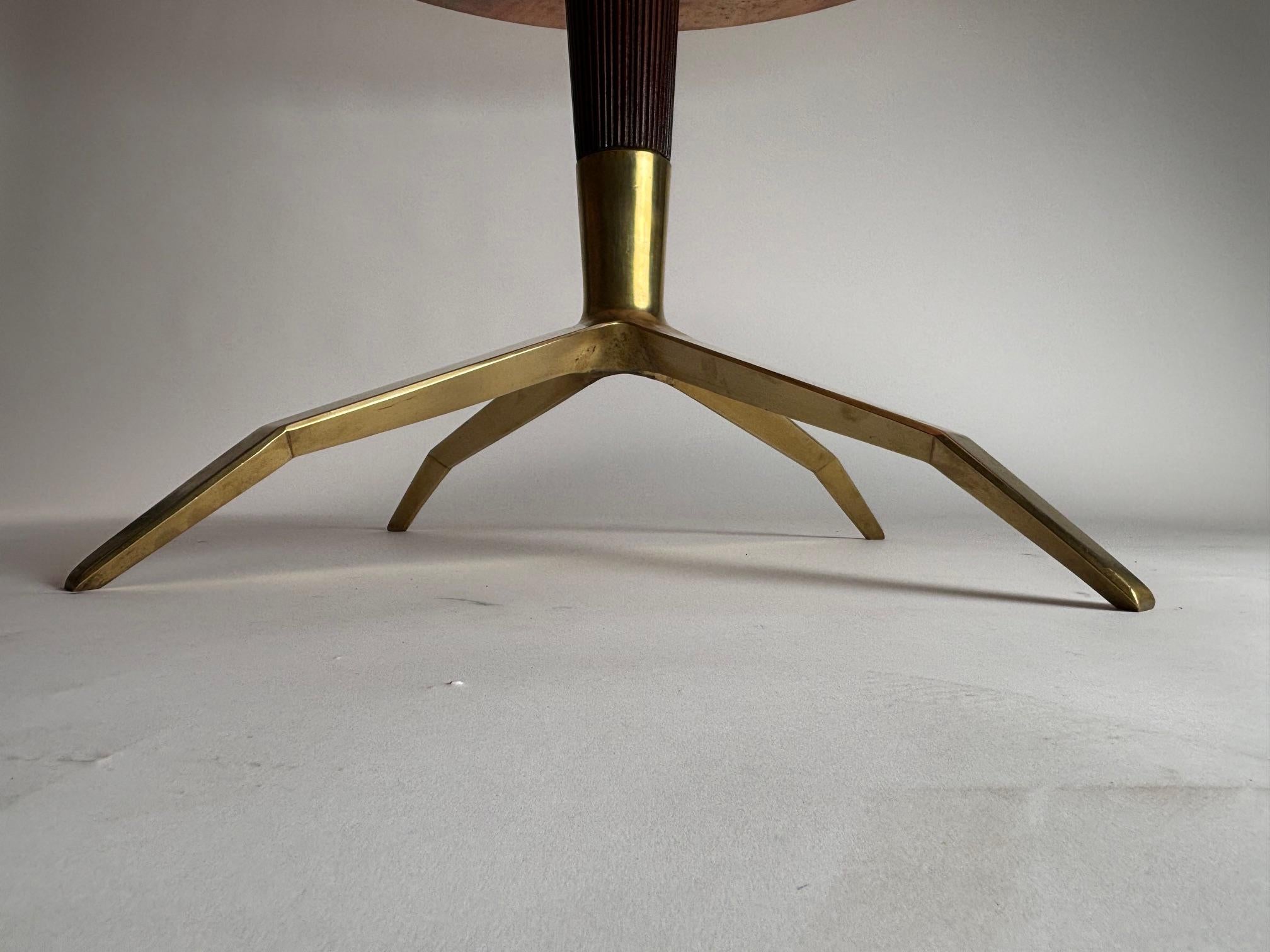 Laiton Melchiorre Bega, Mid-Century Round Table with Marble Top en vente