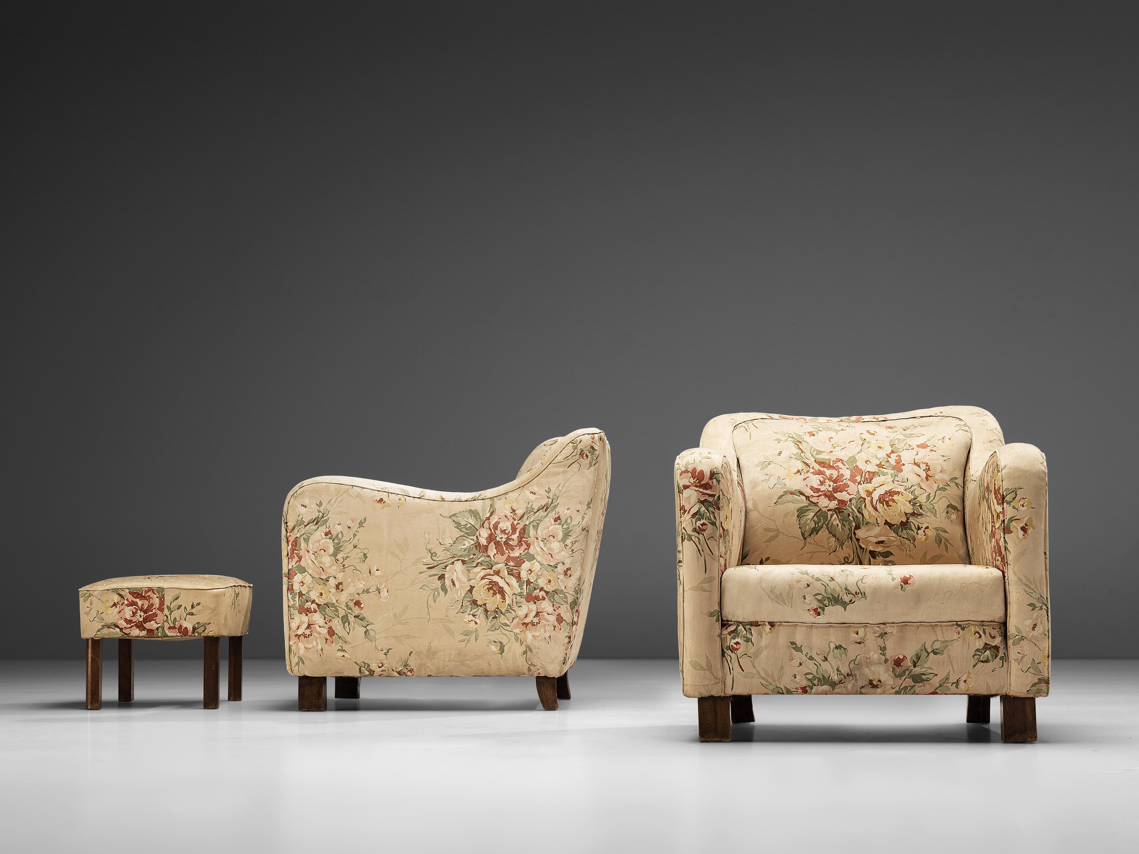 Fabric Melchiorre Bega Pair of Lounge Chairs and Ottoman in Floral Upholstery