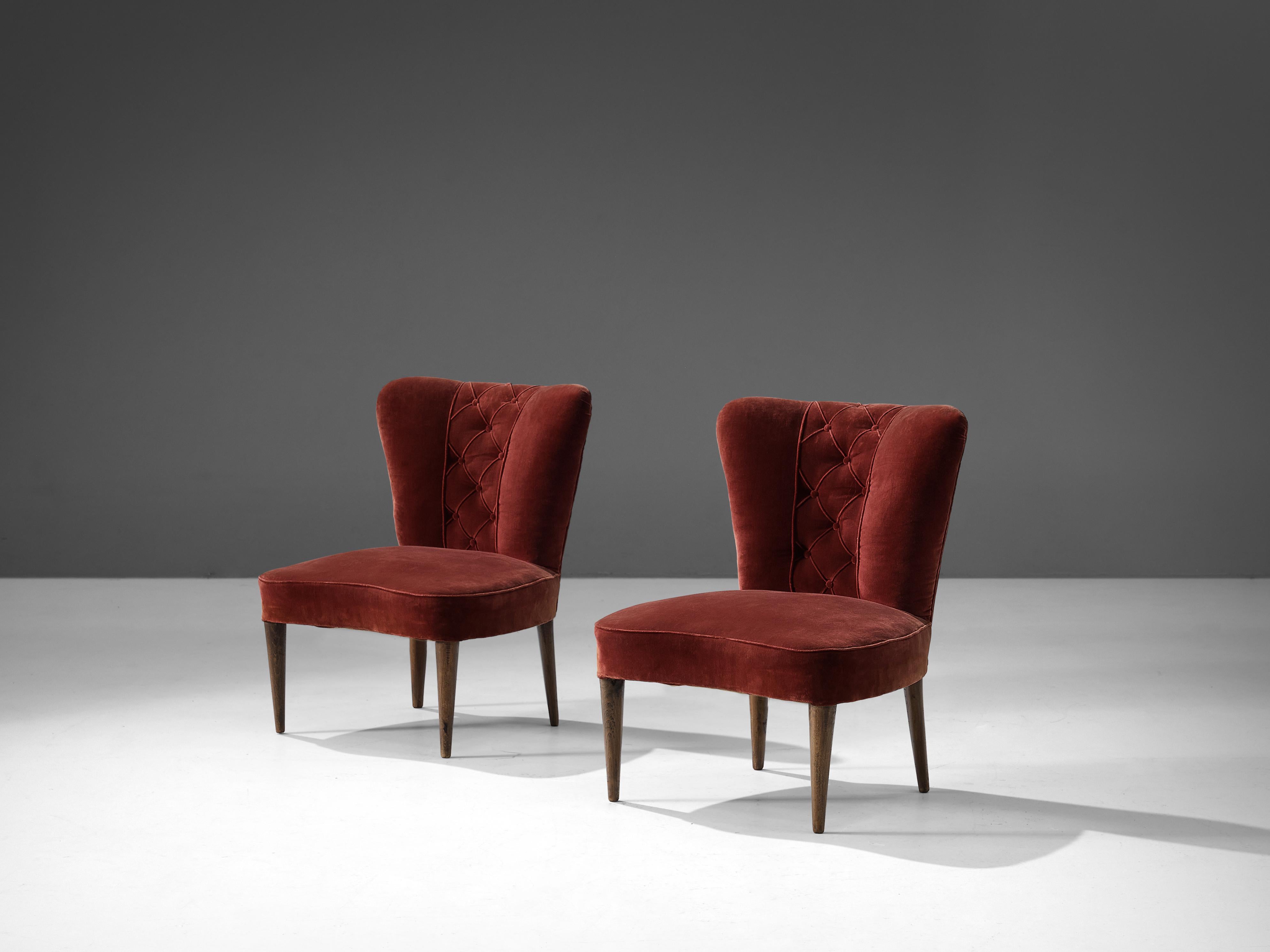 Melchiorre Bega Pair of Side Chairs in Red Velvet Upholstery In Good Condition In Waalwijk, NL