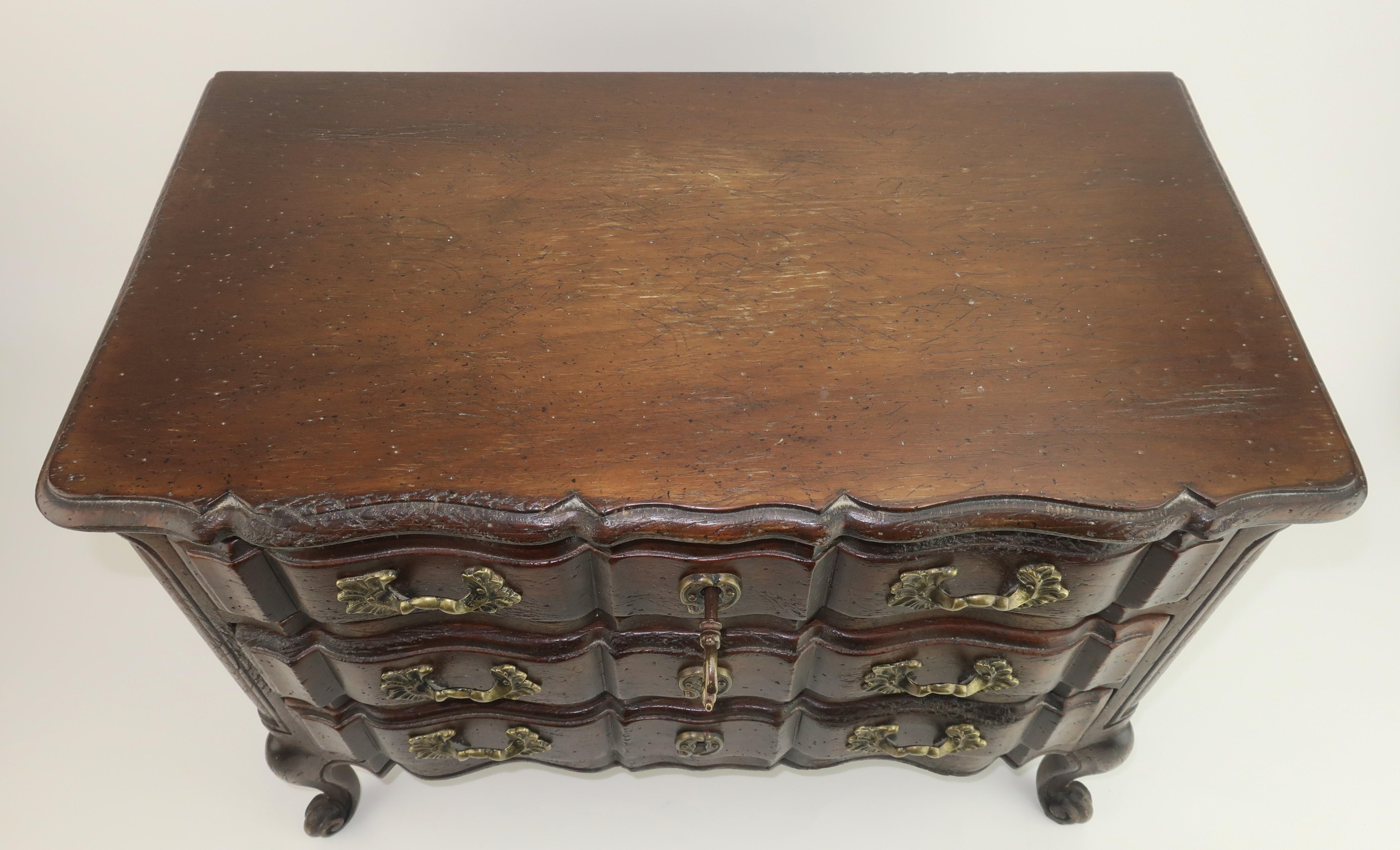 Women's or Men's Meldan Furniture French Country Jewelry Chest Box, 1950's