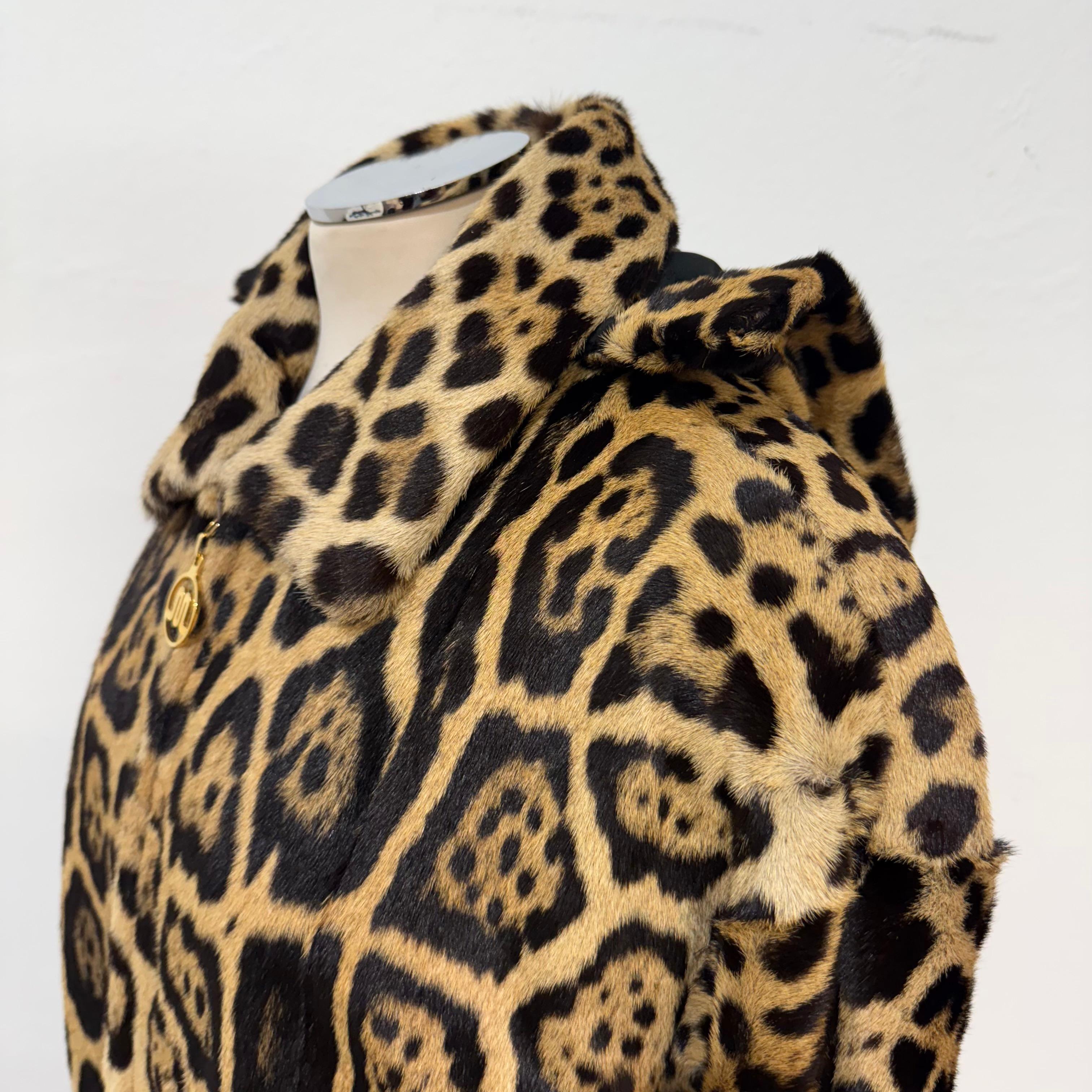 Noir Melegari e Costa Montenapoleone Veste en vraie fourrure de léopard M/L en vente