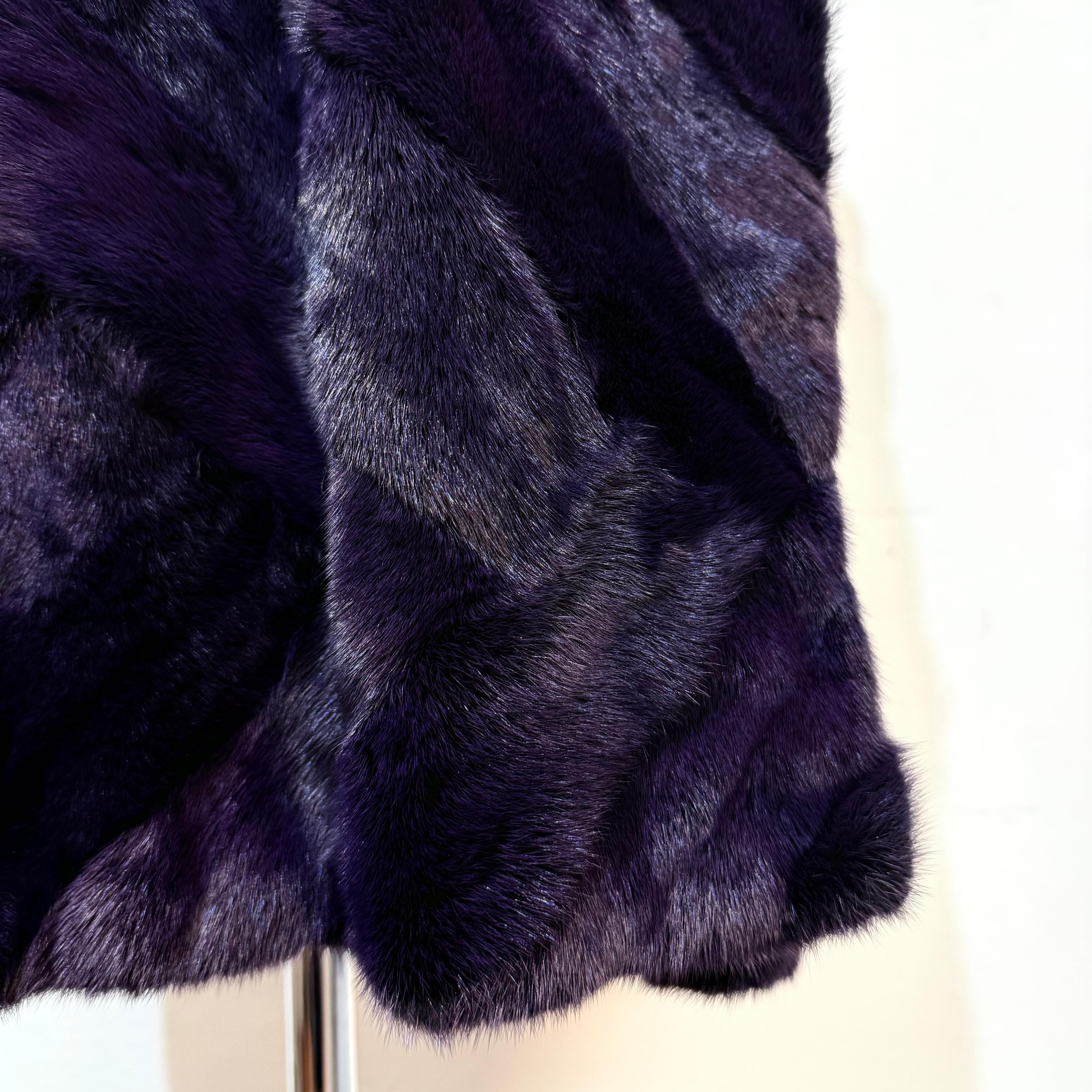 Melegari e Costa Montenapoleone Giacca in pelliccia di visone viola A.E.L. M. in vendita 1