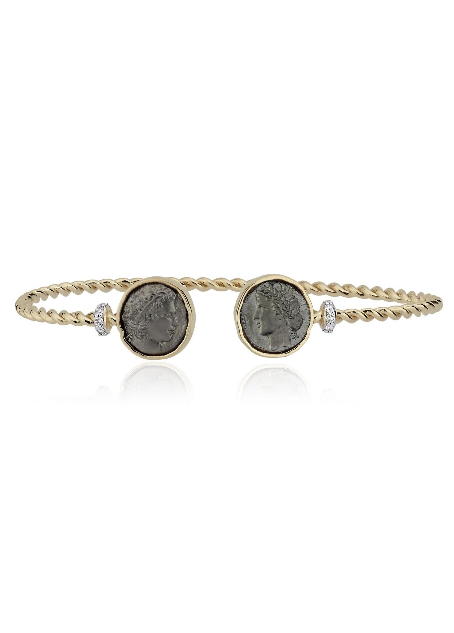 Melie Jewelry Cleopatra & Marcus Cuff Bracelet

14K Gold, 0.10 ct Diamond/G-VS, 2,45 g Oxidized 925 Sterling Silver

The Story Behind
The collection inspired by one of William Shakespeare's most famous tragedies, 