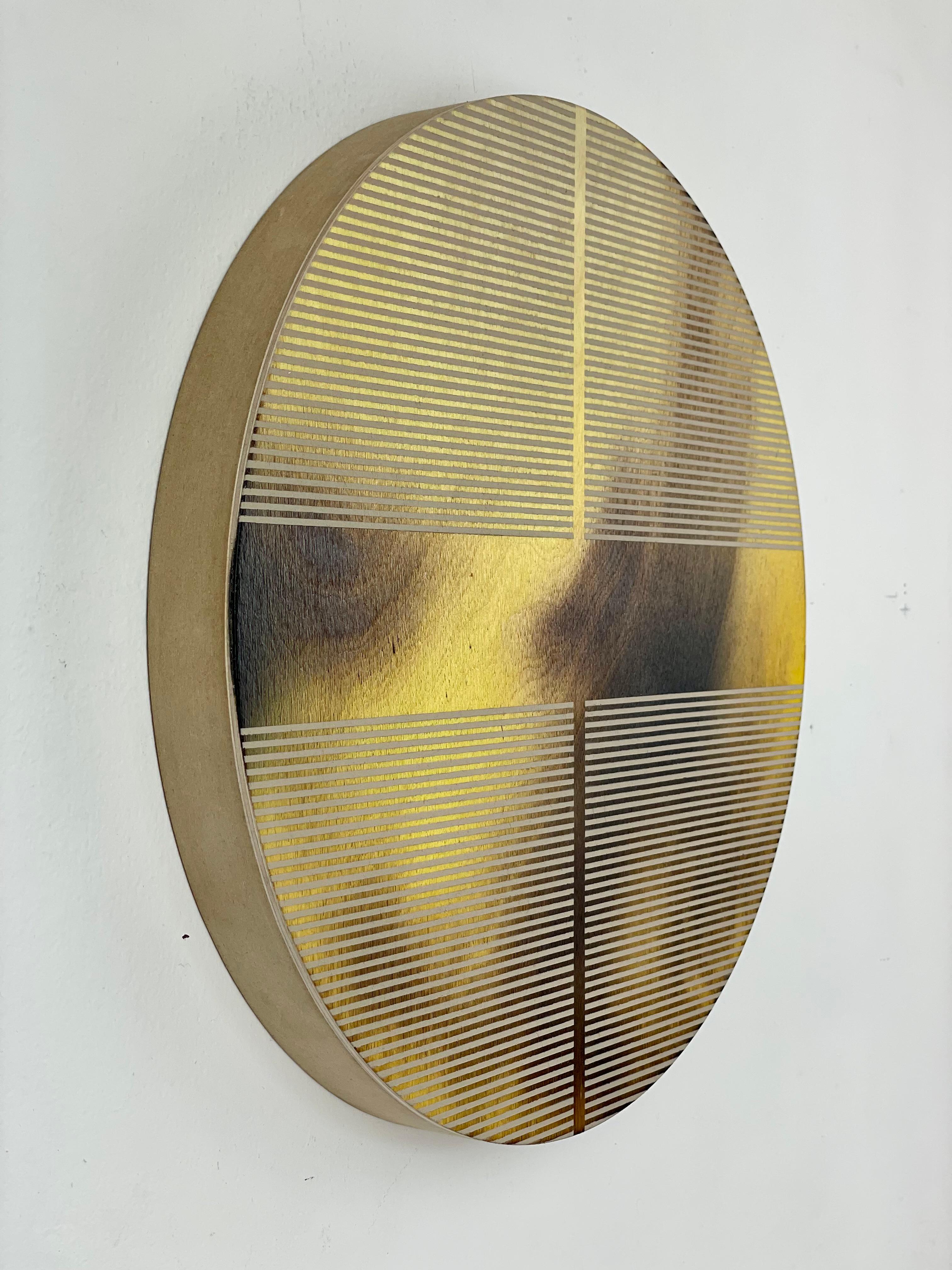 Bananenhautgelbe Pille (minimalistisches, rundes Gemälde auf Holz dopamine) (Geometrische Abstraktion), Mixed Media Art, von Melisa Taylor Metzger