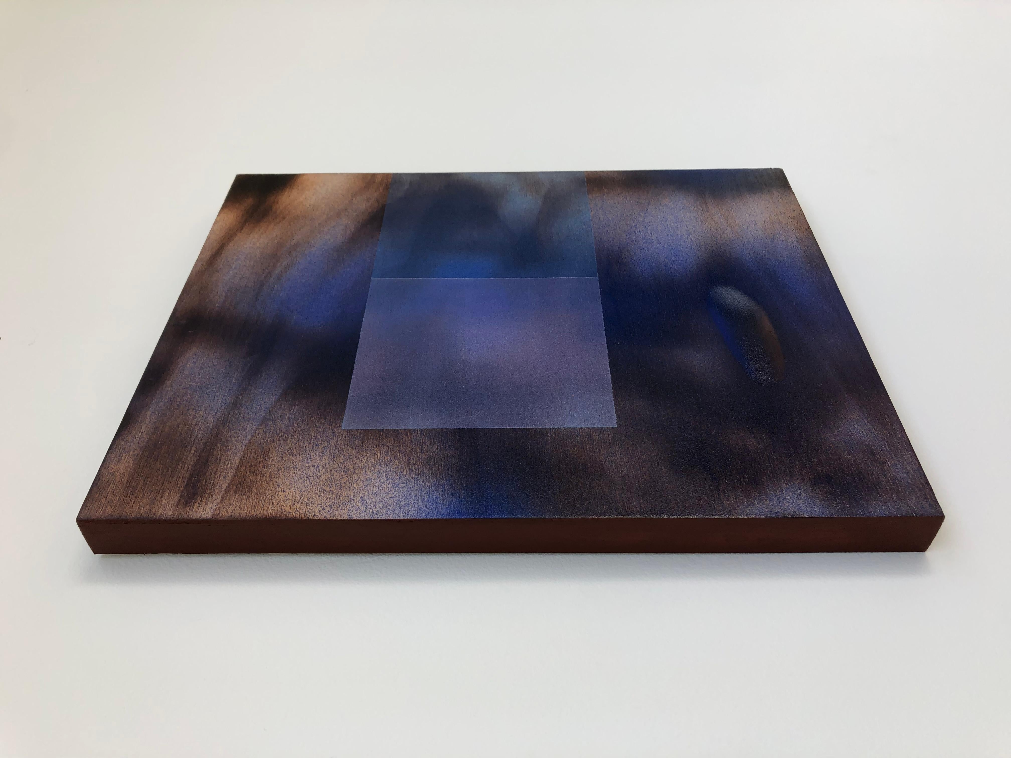 Frost and decimals 2023.1 (petite peinture abstraite en bois bleu foncé minimaliste) - Painting de Melisa Taylor Metzger