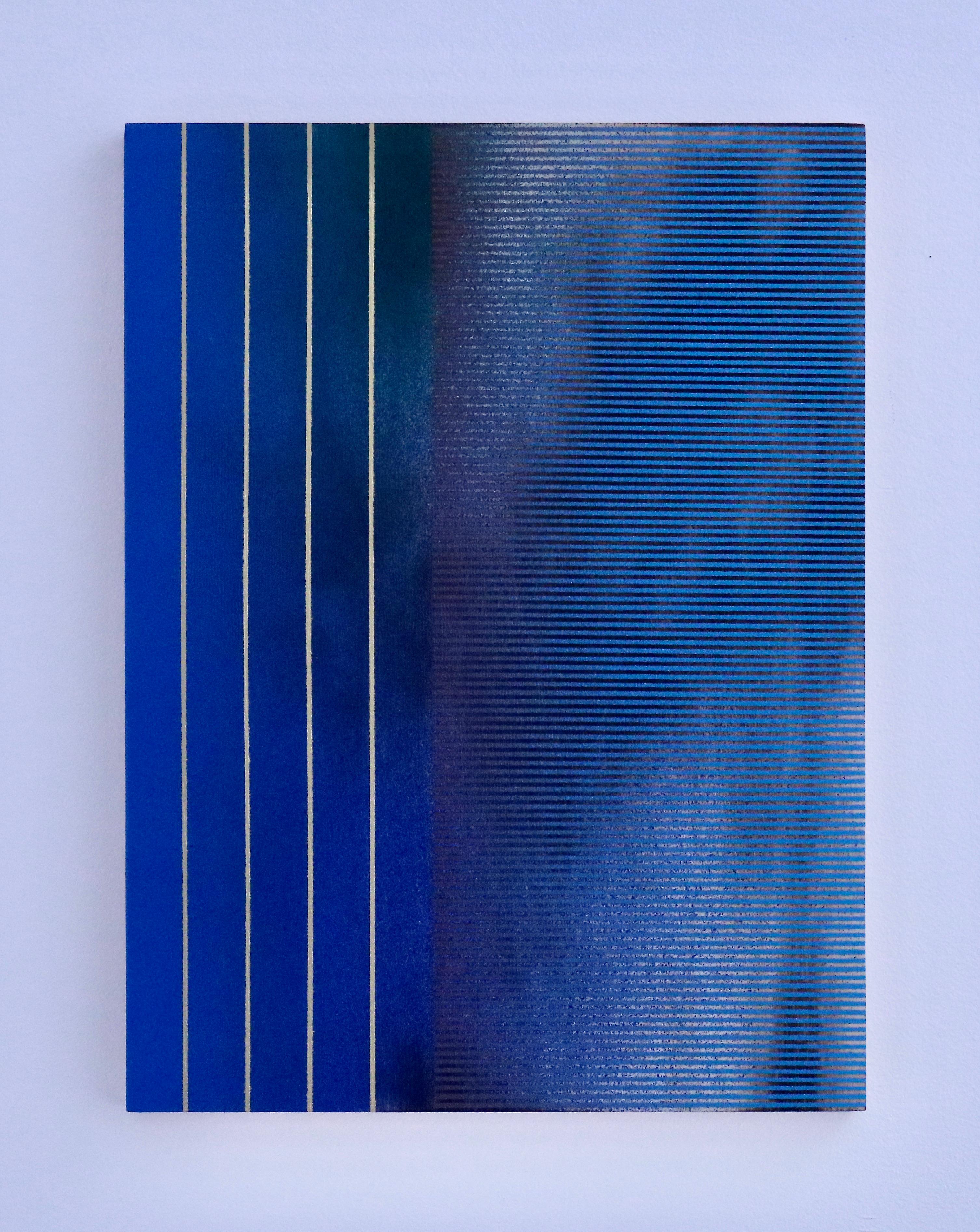 Mangata 32 (petite peinture à grille en spray en bois abstrait, op art contemporain à l'échelle moyenne) - Minimaliste Mixed Media Art par Melisa Taylor Metzger