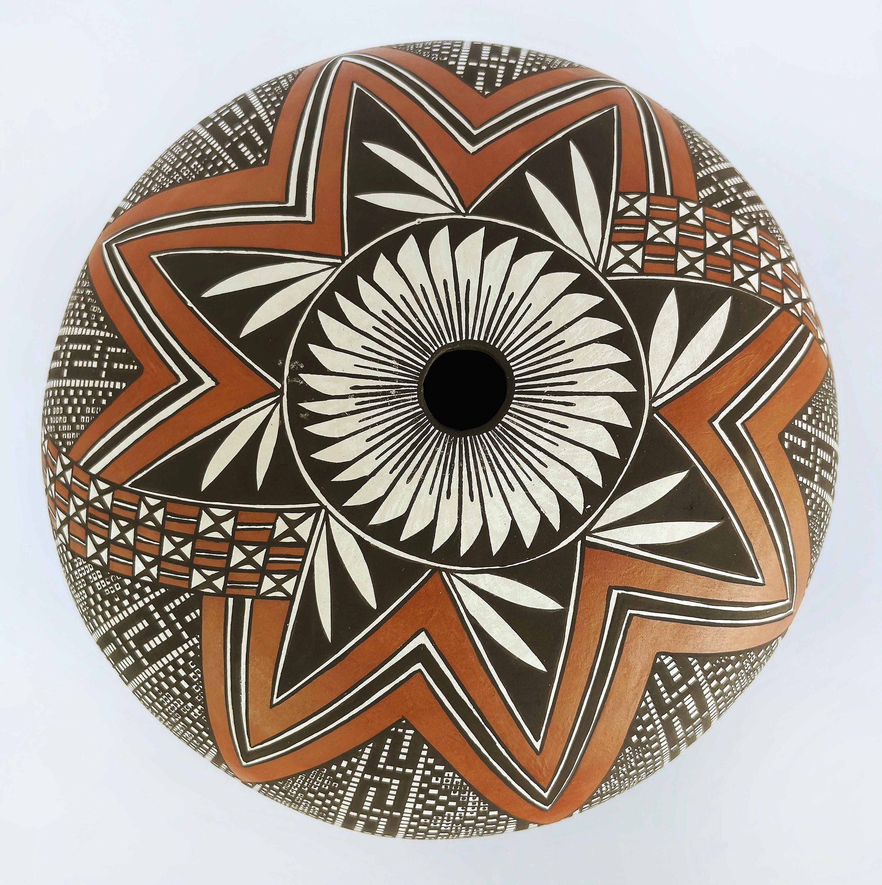 American Melissa Concho Antonio Acoma N.M.Pueblo Hand-made Pot For Sale