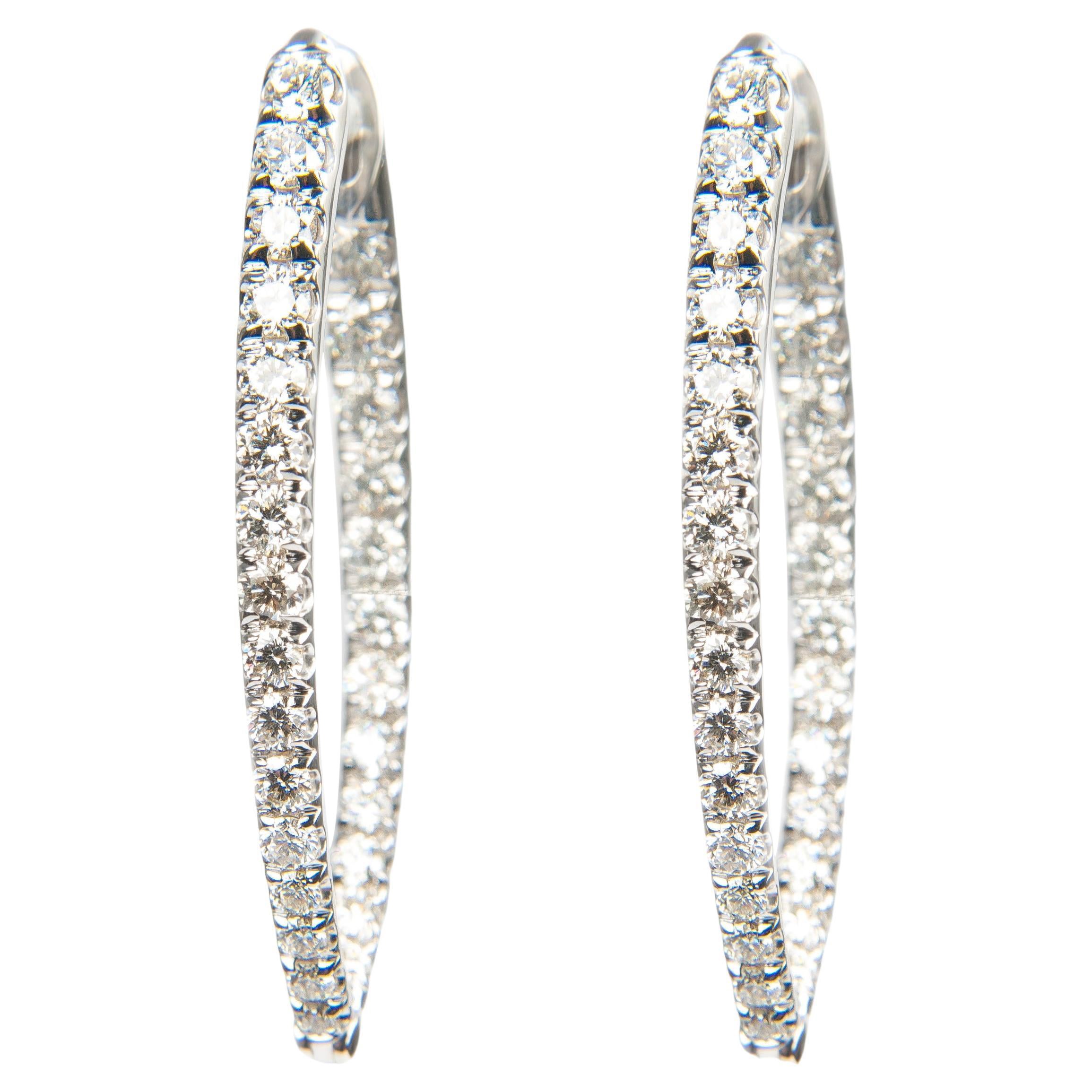 Melissa Kaye Orecchini Cristina con diamante medio in vendita