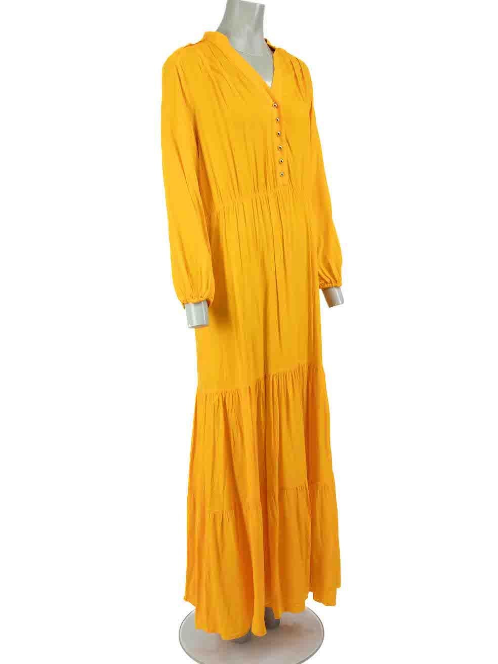 CONDITION is Very good. Hardly any visible wear to dress is evident on this used Melissa Odabash designer resale item.
 
Details
Orange
Viscose
Dress
Maxi
V-neck
Long sleeves
Button up fastening
Tiered skirt

Made in China
 
Composition
100%