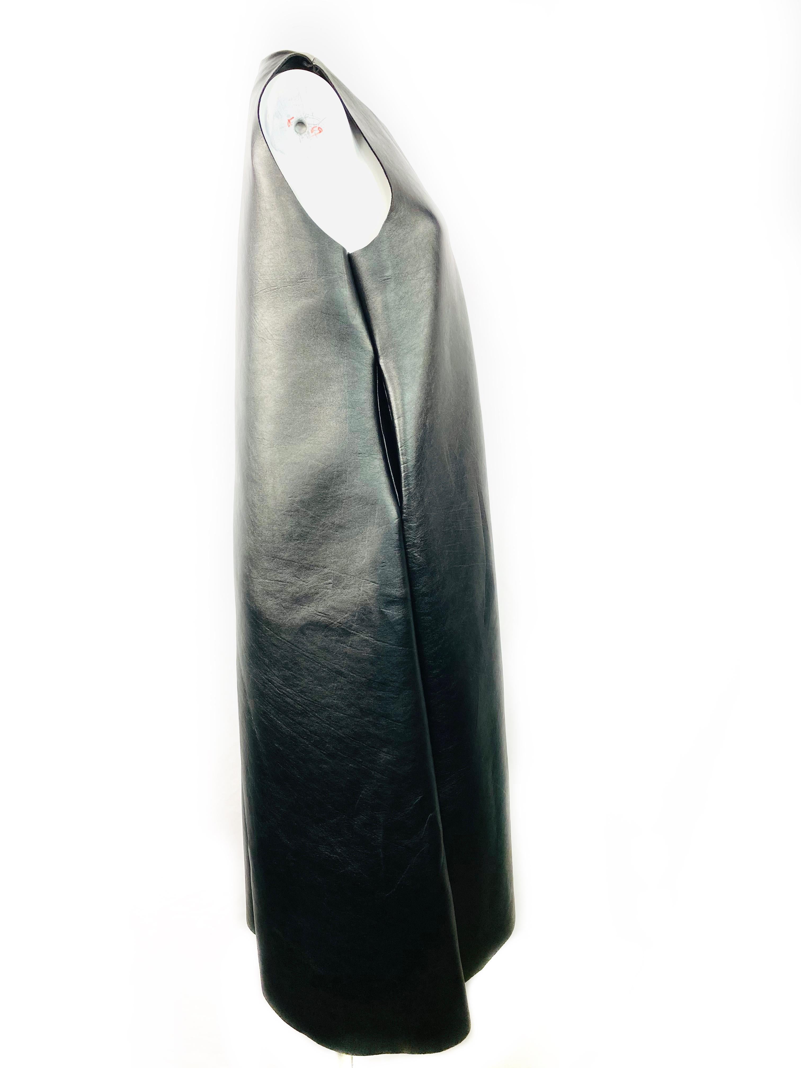 Melitta Baumeister - Robe longue sans manches en faux cuir noir Excellent état - En vente à Beverly Hills, CA