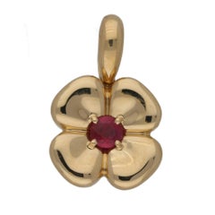 Mellerio 18 Karat Gold Ruby Flower Pendant