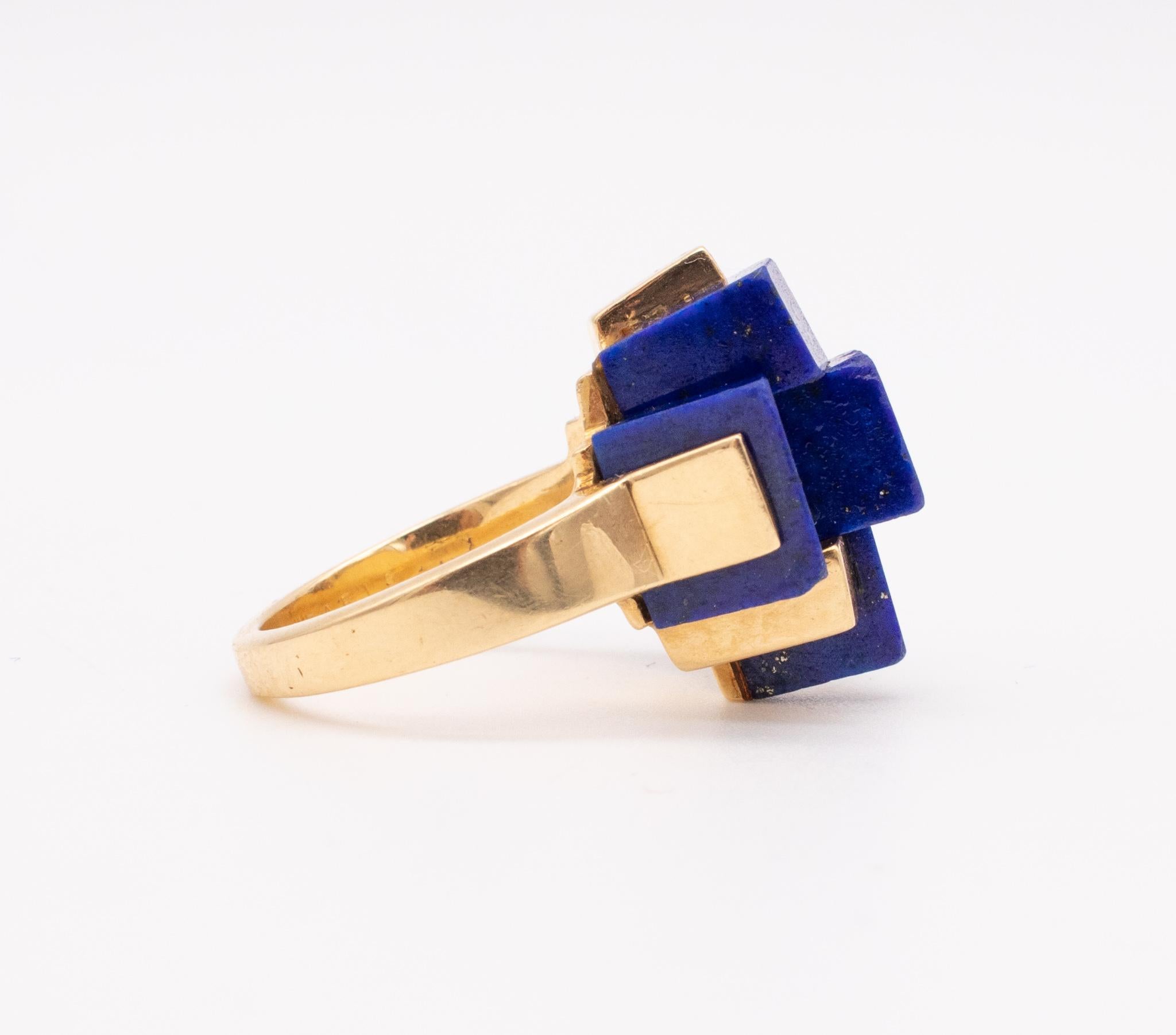 Mellerio 1970 Paris Rare Geometric 18Kt Yellow Gold Ring With Carved Lapis Lazul 3
